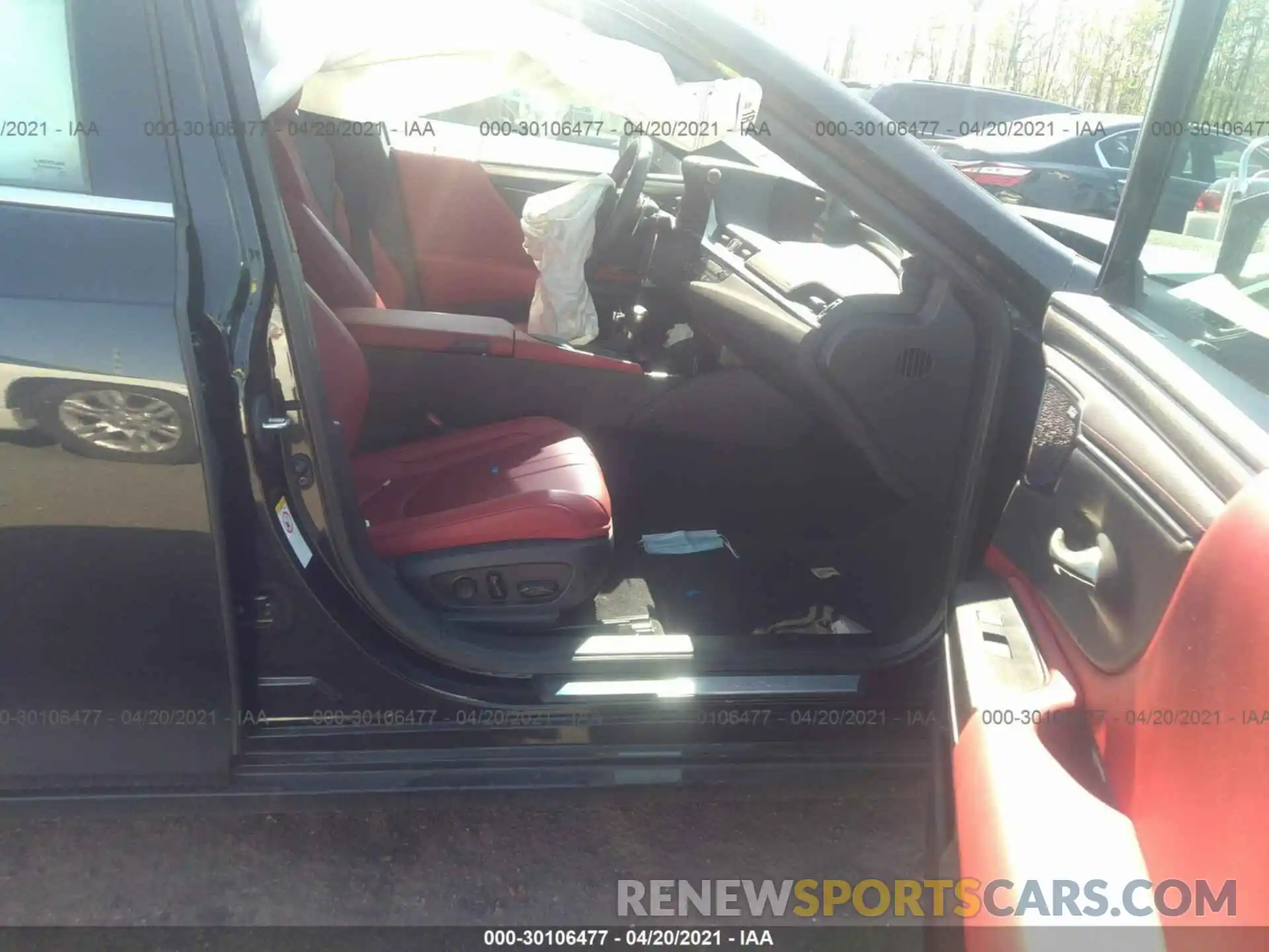 5 Photograph of a damaged car 58ABZ1B13KU040745 LEXUS ES 2019