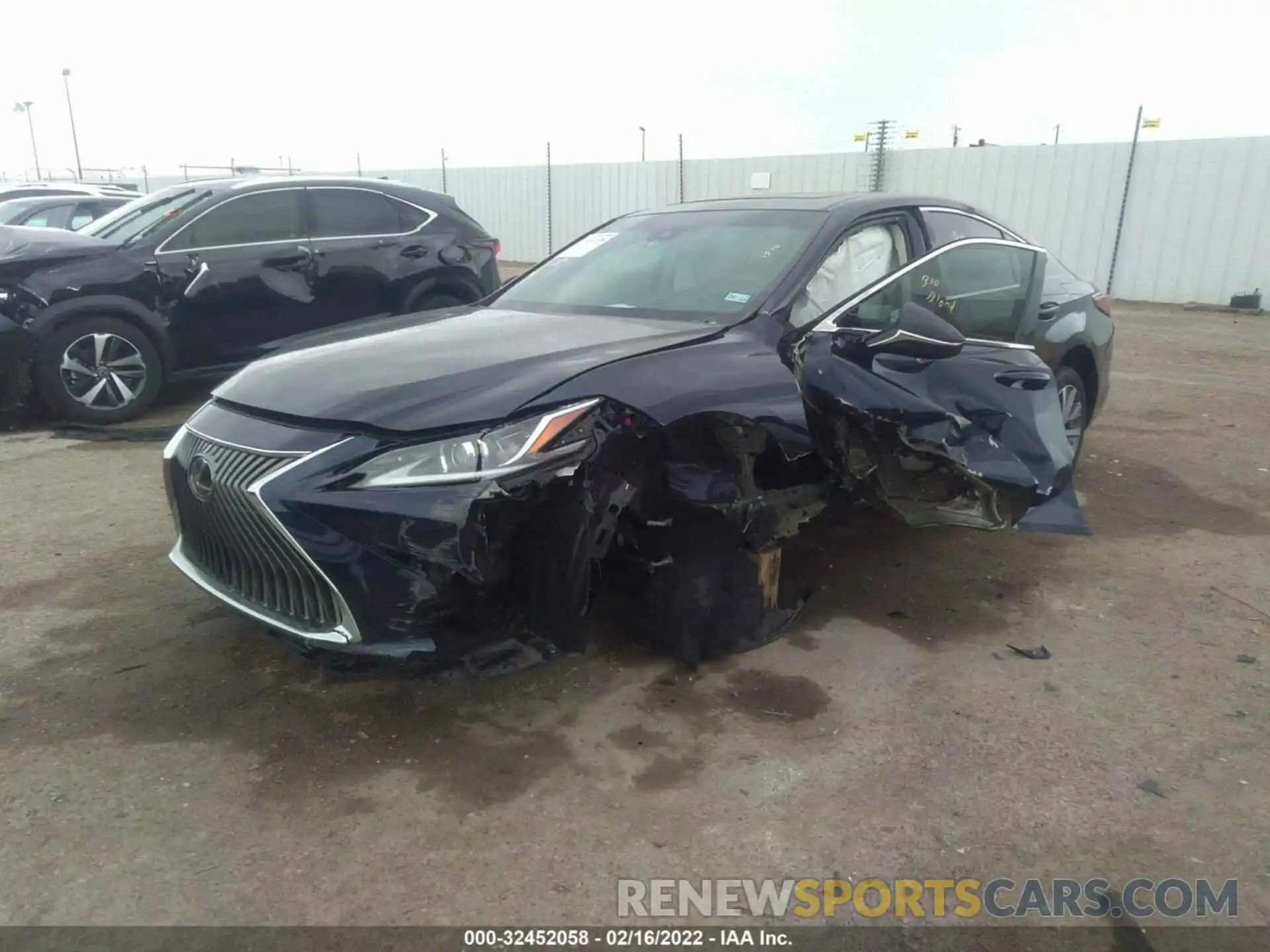 2 Photograph of a damaged car 58ABZ1B13KU049512 LEXUS ES 2019