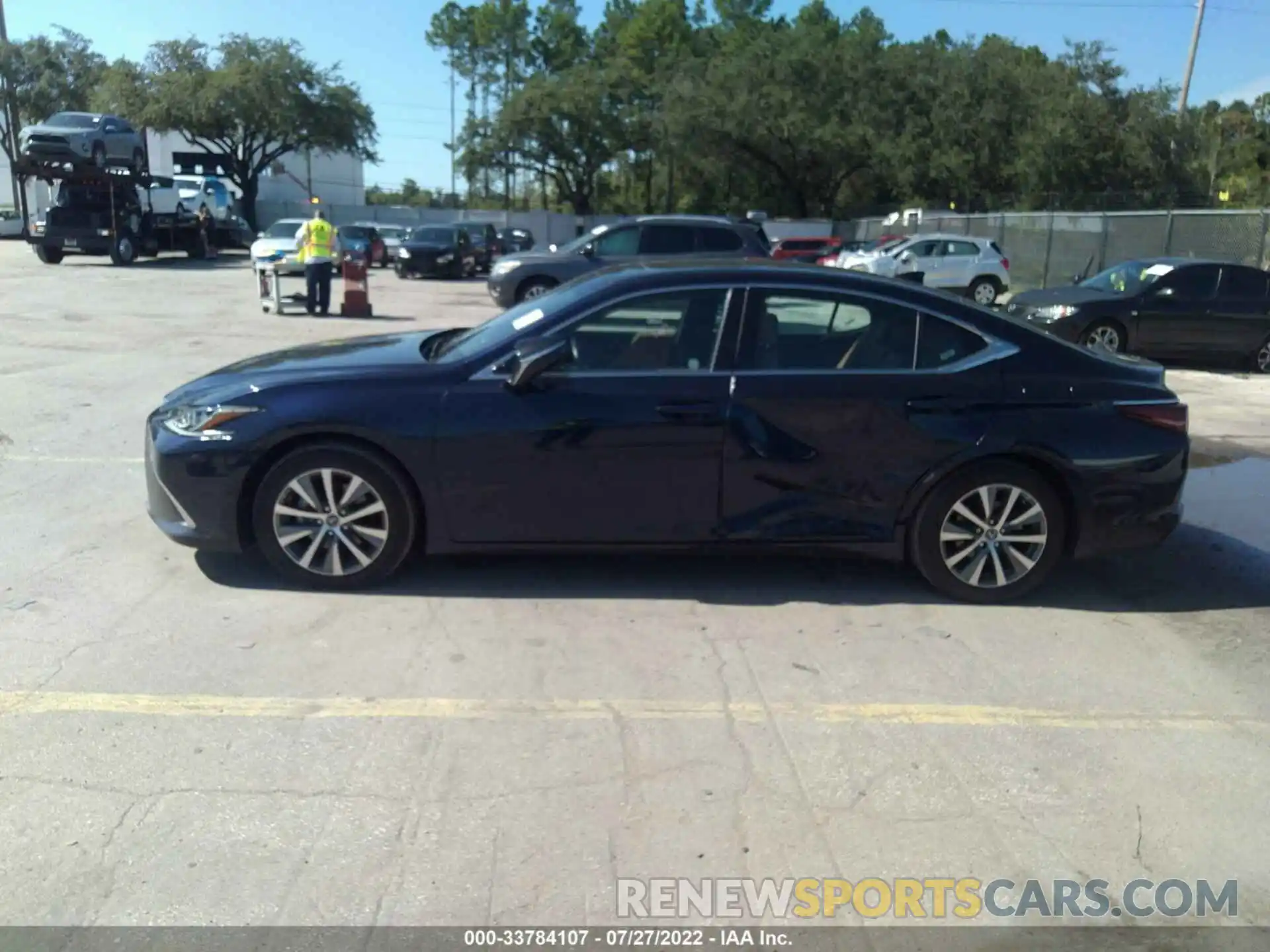 6 Photograph of a damaged car 58ABZ1B15KU020447 LEXUS ES 2019