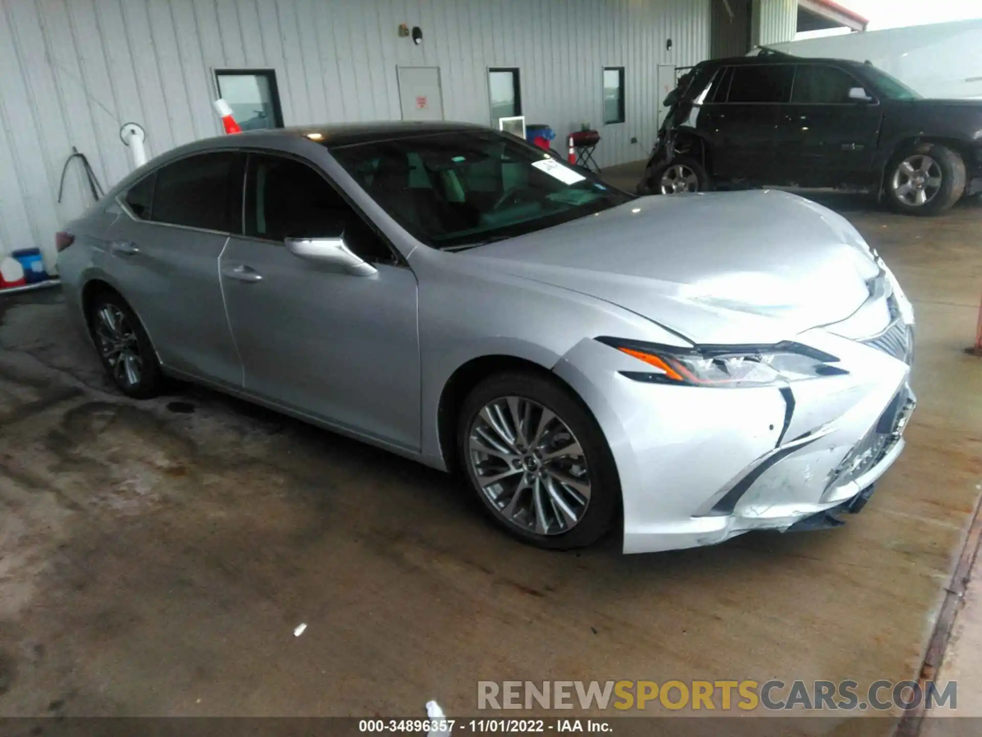 1 Photograph of a damaged car 58ABZ1B15KU022053 LEXUS ES 2019