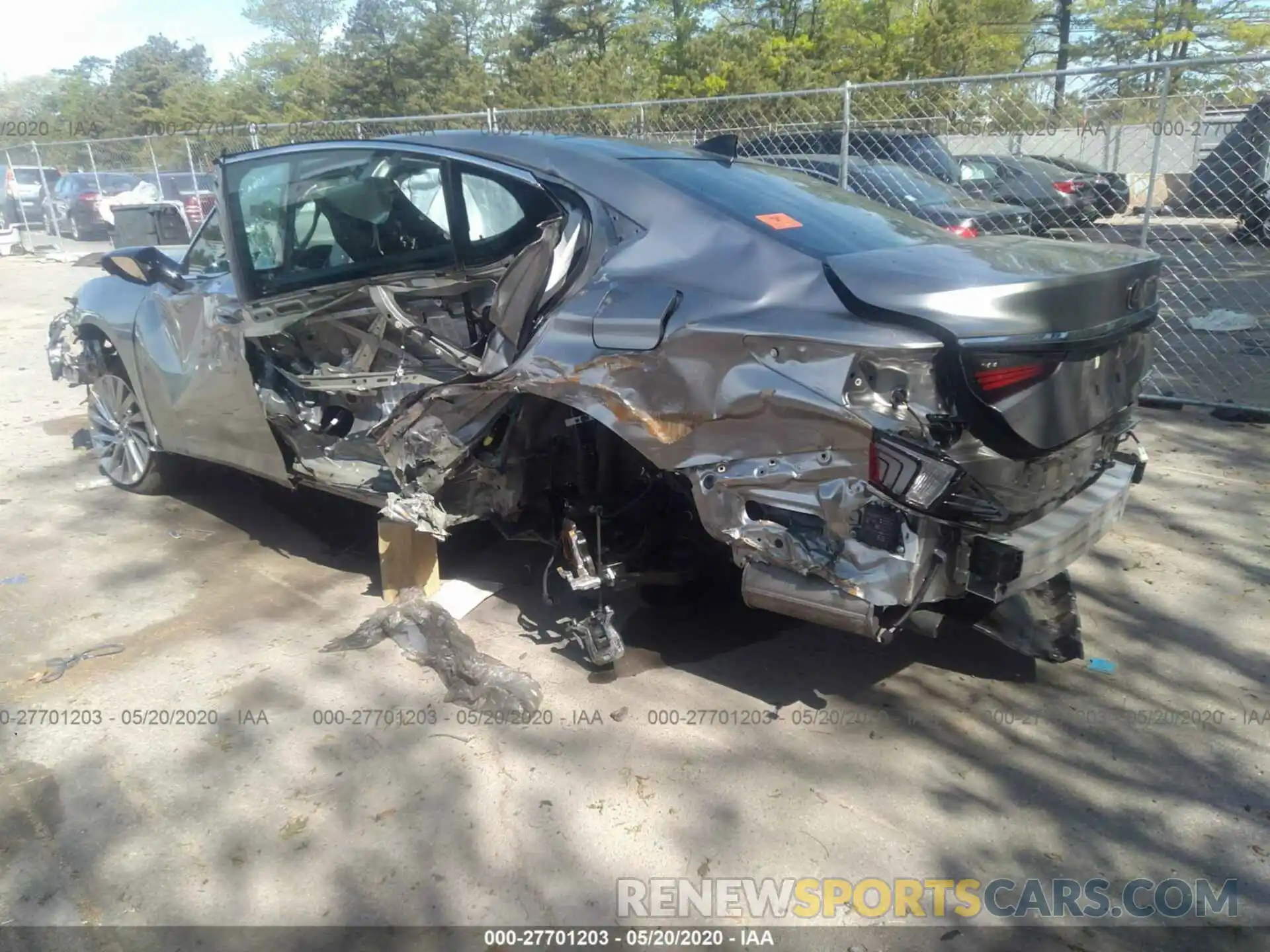 3 Photograph of a damaged car 58ABZ1B15KU027267 LEXUS ES 2019