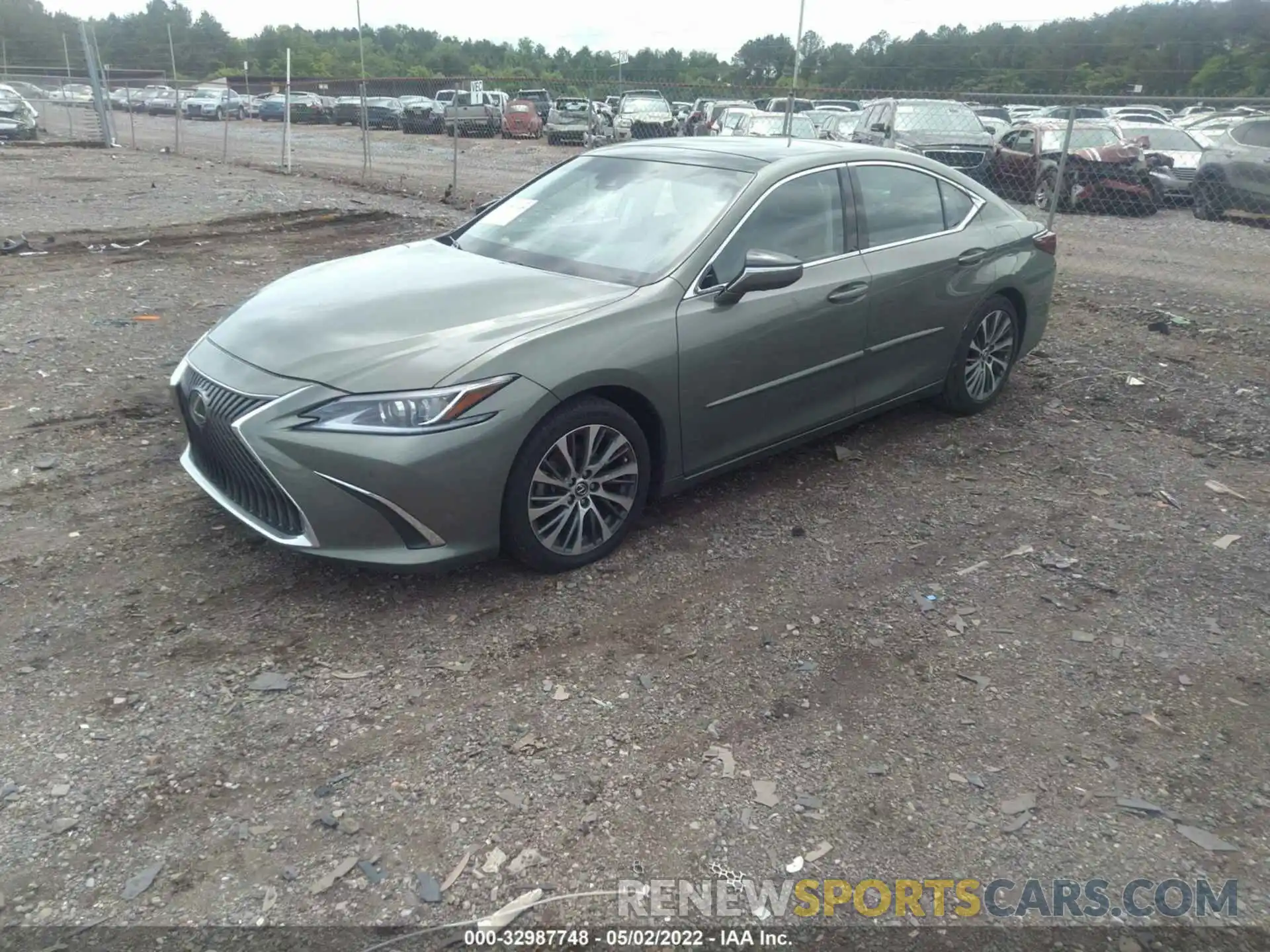 2 Photograph of a damaged car 58ABZ1B15KU030072 LEXUS ES 2019