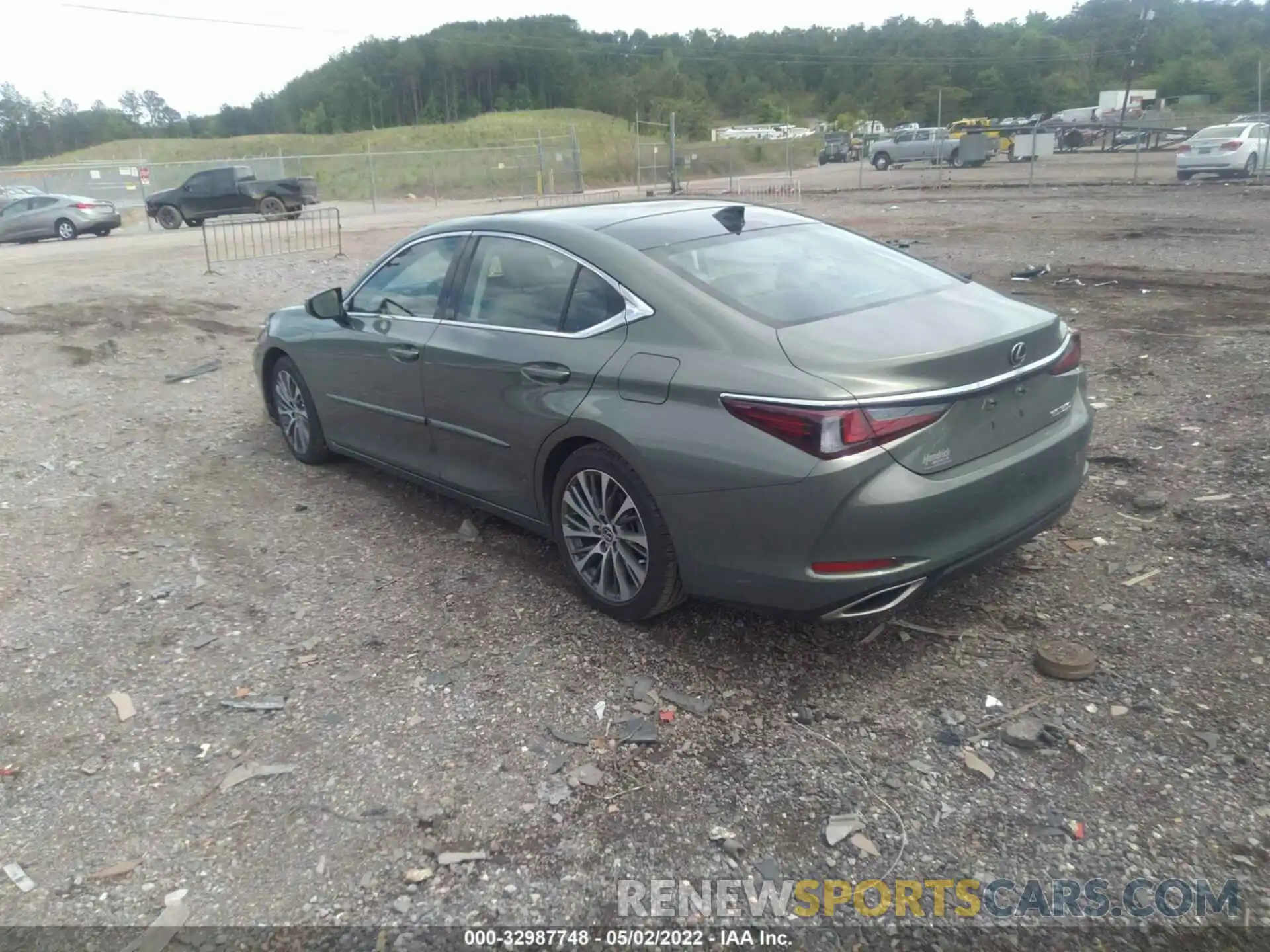 3 Photograph of a damaged car 58ABZ1B15KU030072 LEXUS ES 2019