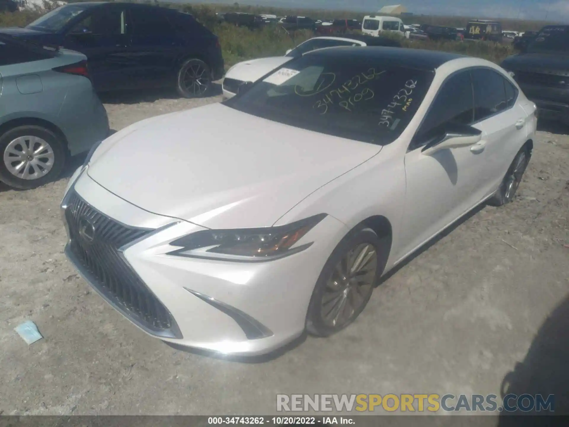 2 Photograph of a damaged car 58ABZ1B15KU032436 LEXUS ES 2019