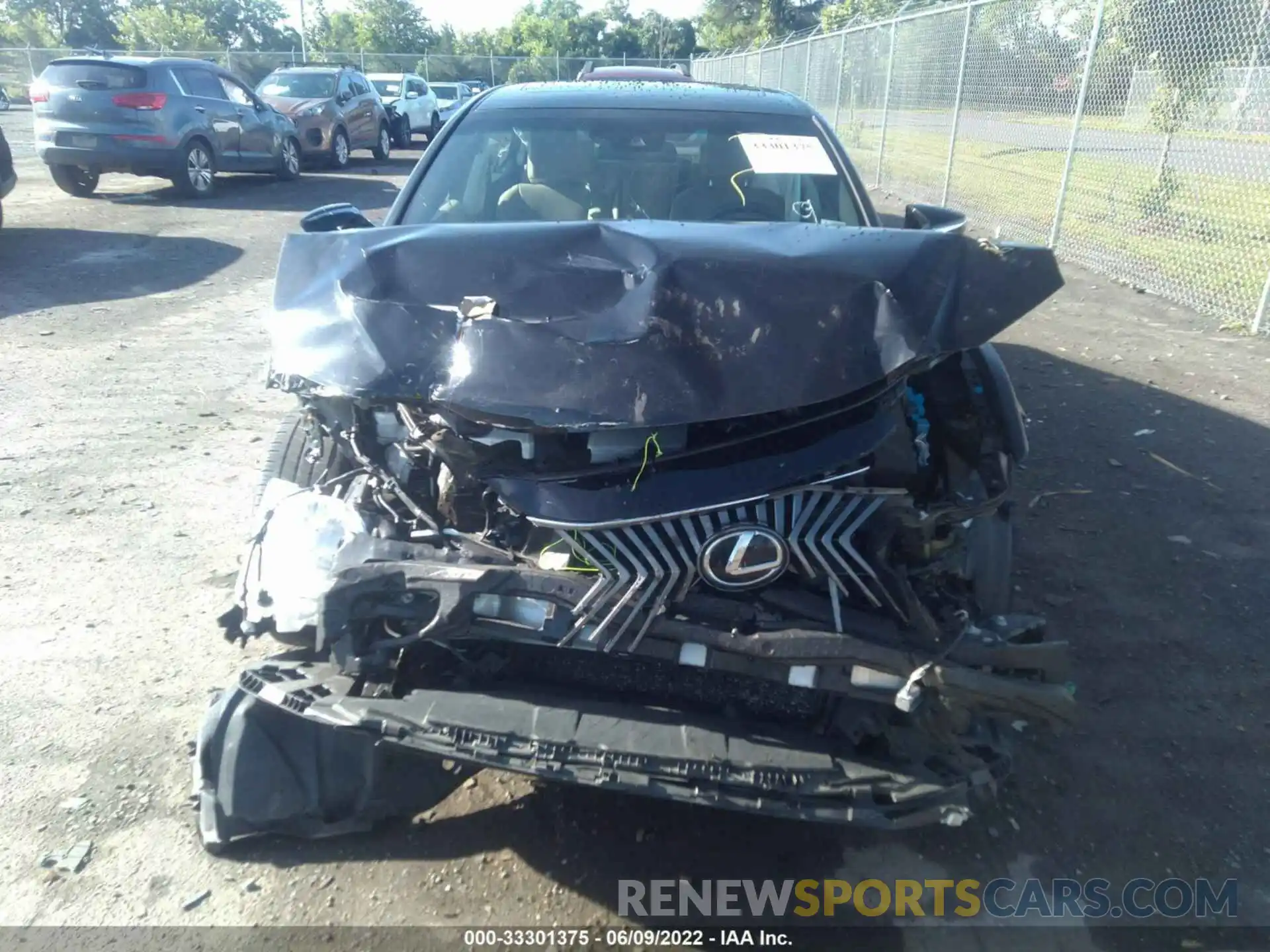 6 Photograph of a damaged car 58ABZ1B16KU013281 LEXUS ES 2019