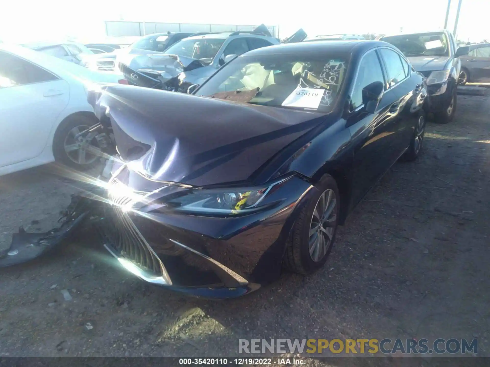 2 Photograph of a damaged car 58ABZ1B16KU025642 LEXUS ES 2019