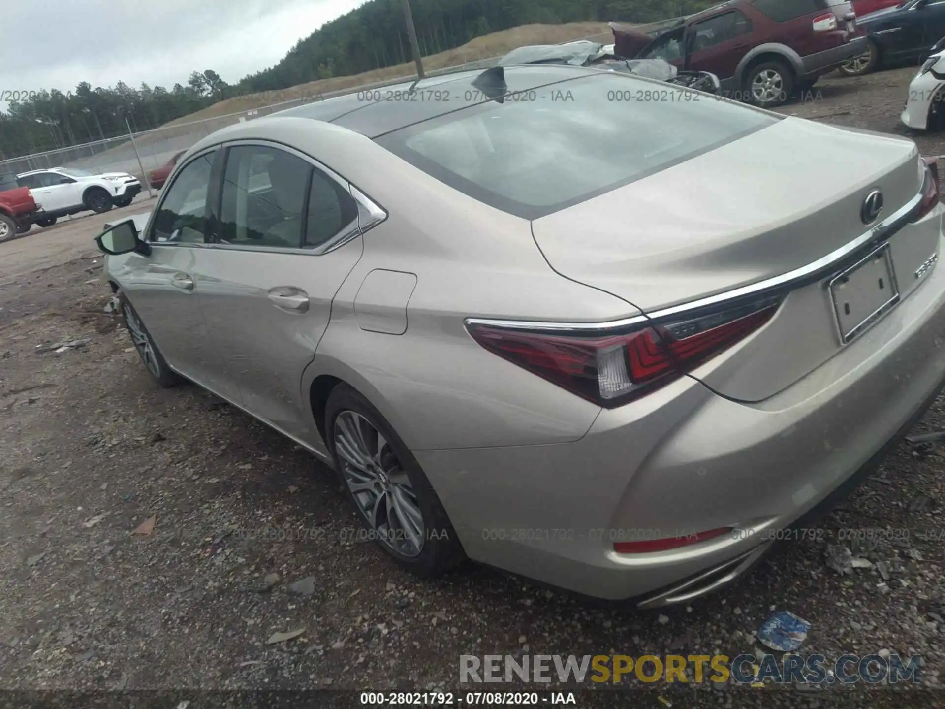 3 Photograph of a damaged car 58ABZ1B16KU030520 LEXUS ES 2019