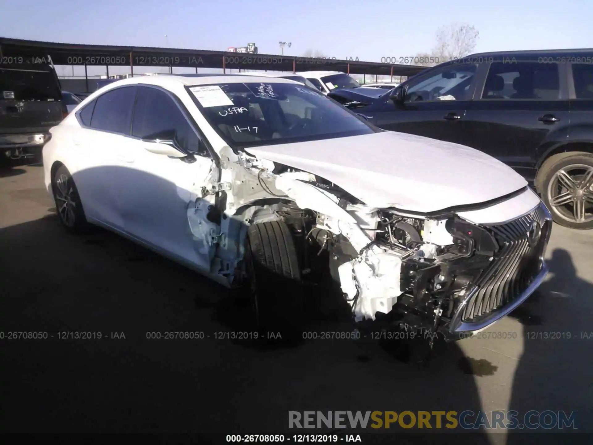 1 Photograph of a damaged car 58ABZ1B16KU041100 LEXUS ES 2019