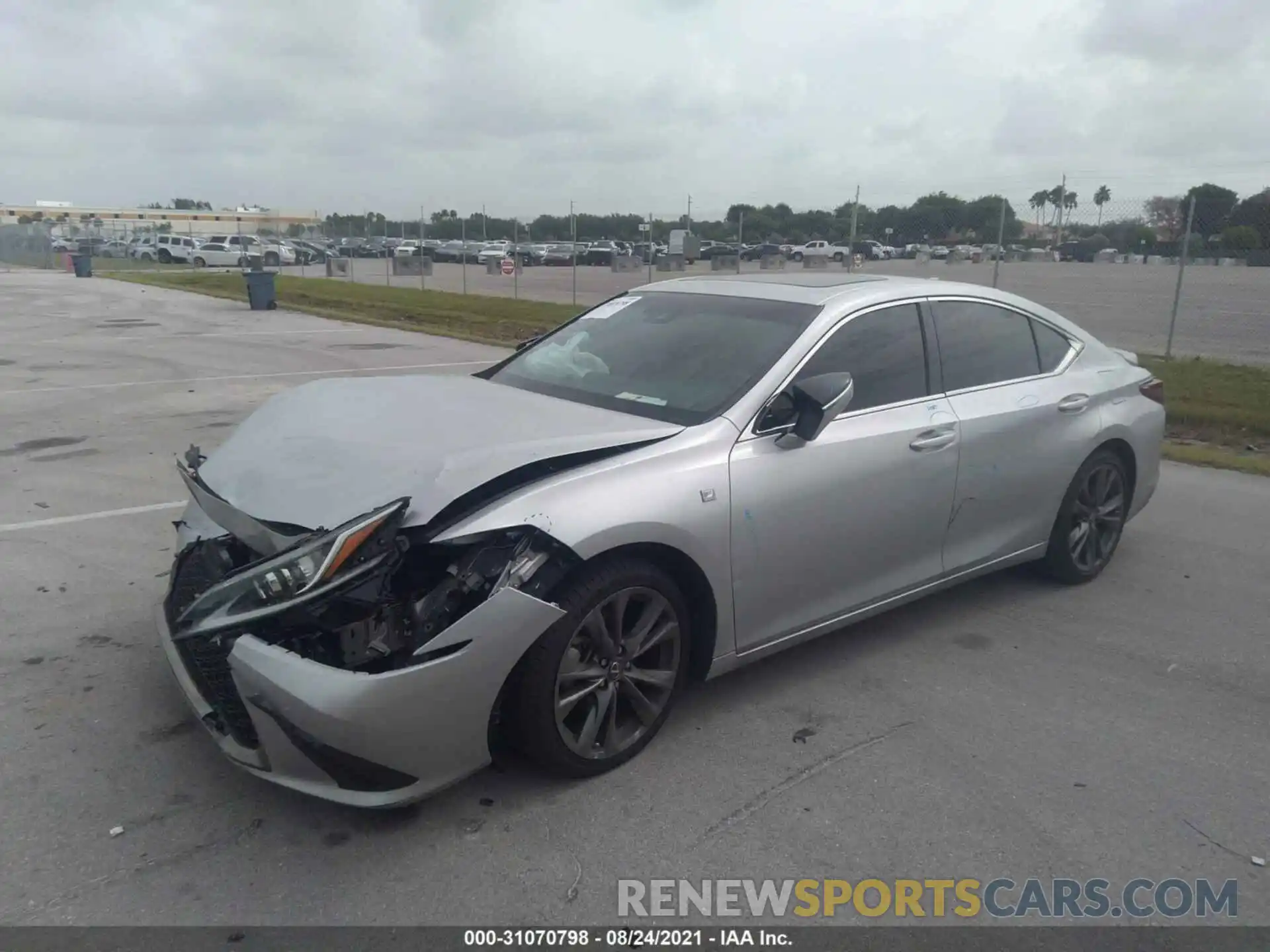 2 Photograph of a damaged car 58ABZ1B16KU049259 LEXUS ES 2019