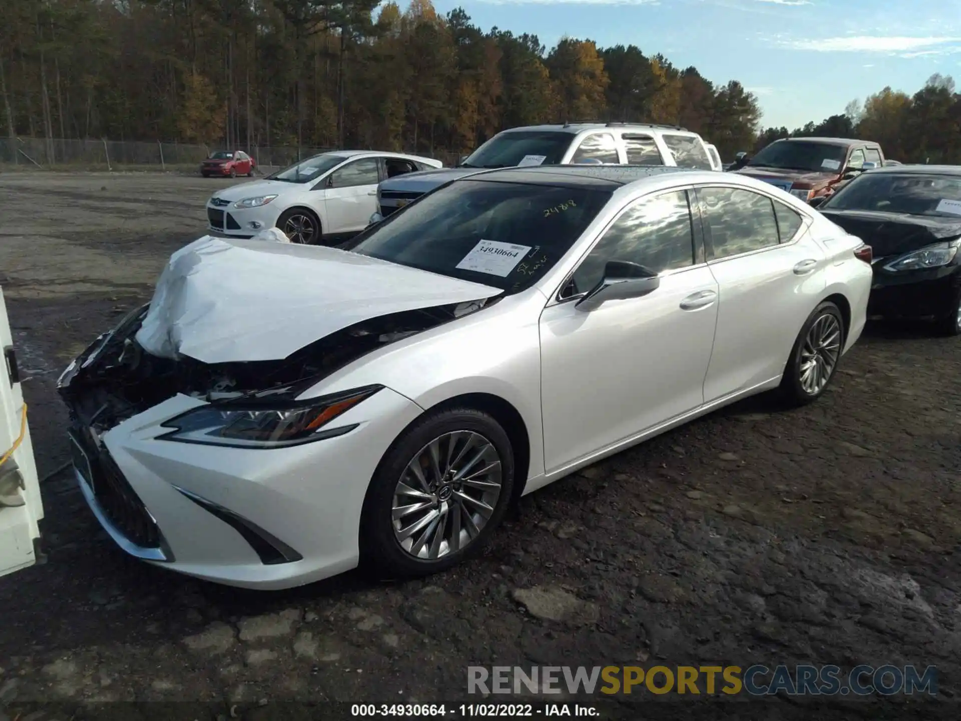 2 Photograph of a damaged car 58ABZ1B17KU016156 LEXUS ES 2019