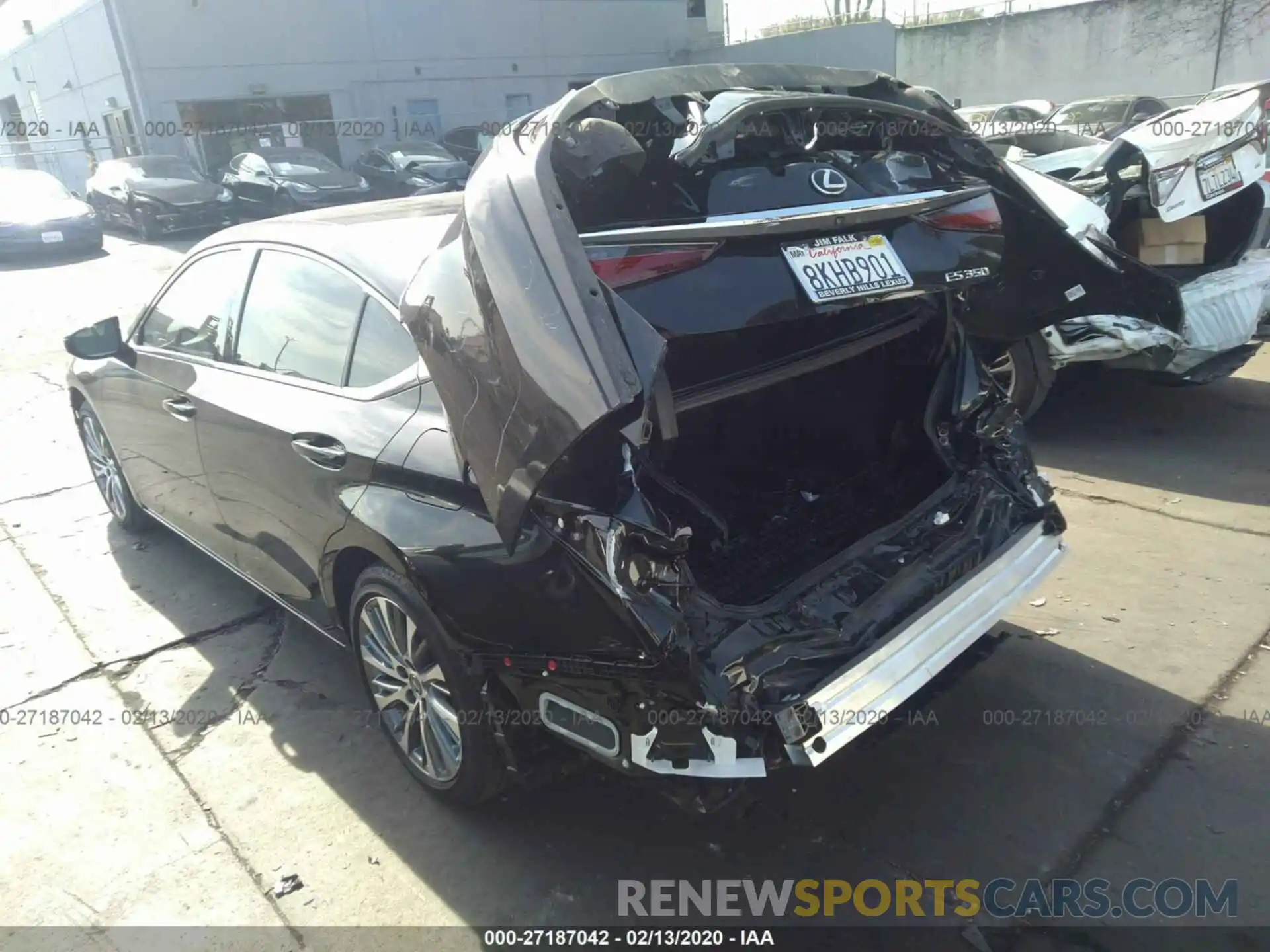 3 Photograph of a damaged car 58ABZ1B17KU026945 LEXUS ES 2019