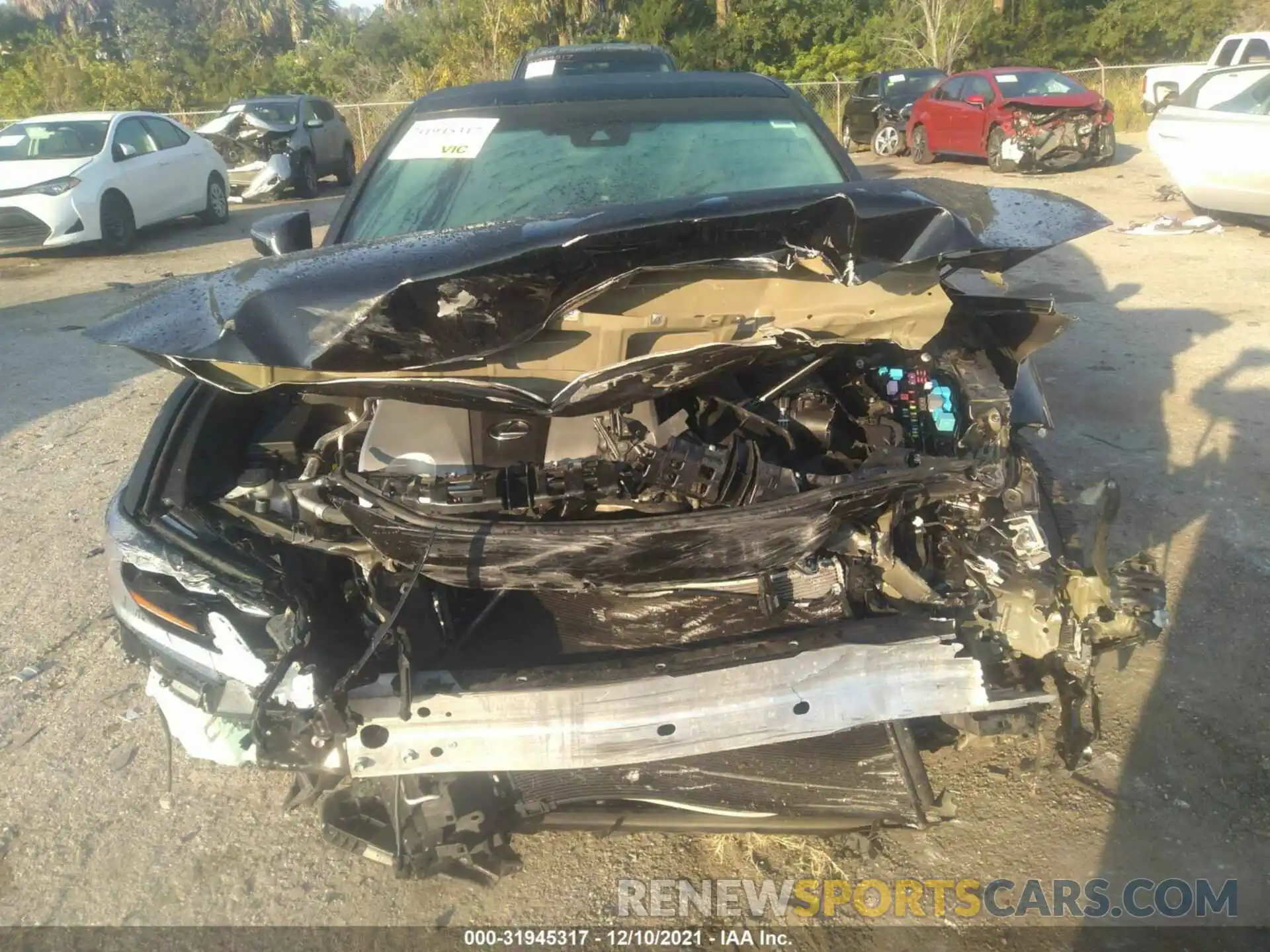 6 Photograph of a damaged car 58ABZ1B17KU040036 LEXUS ES 2019