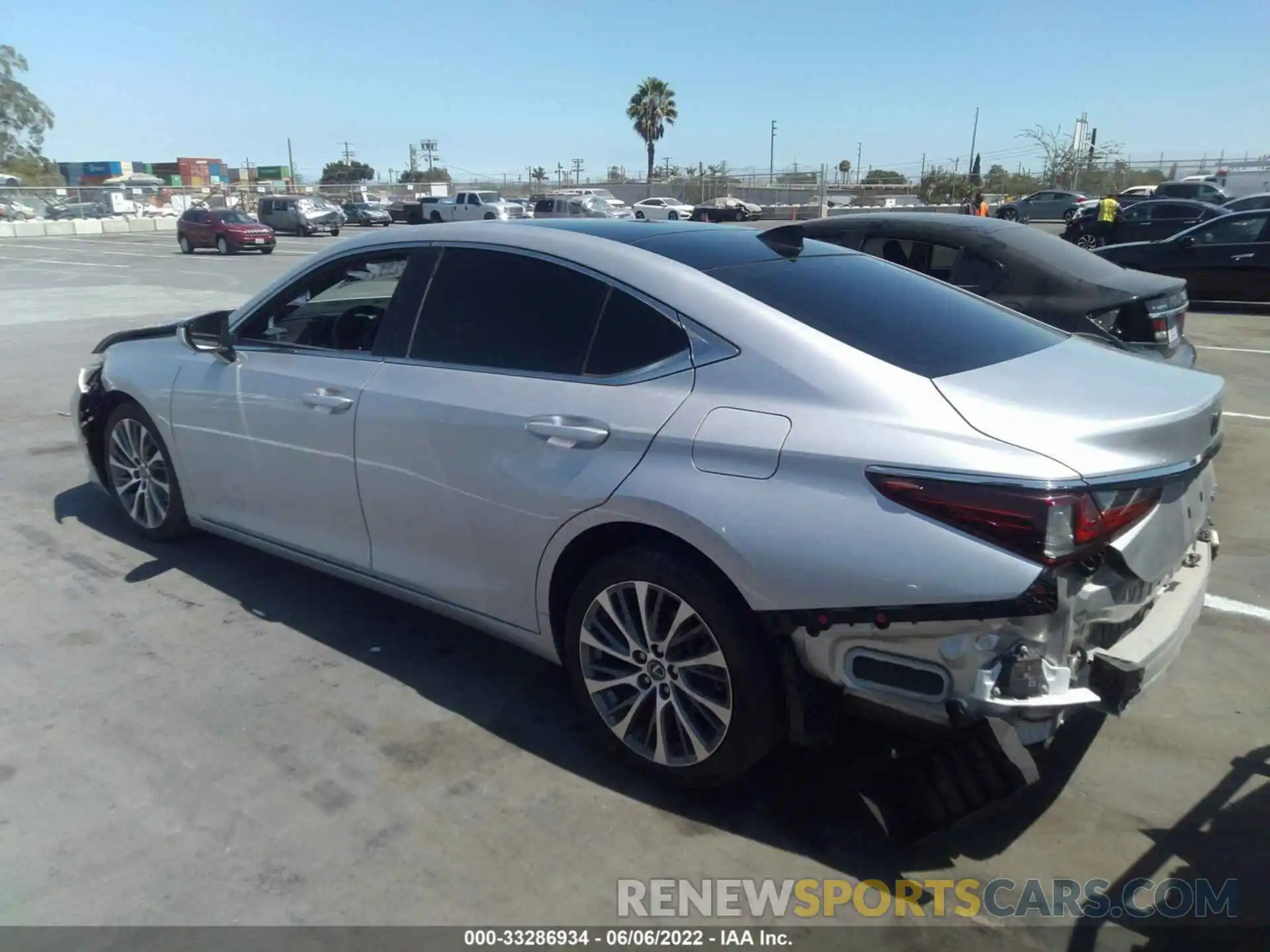 3 Photograph of a damaged car 58ABZ1B17KU044507 LEXUS ES 2019