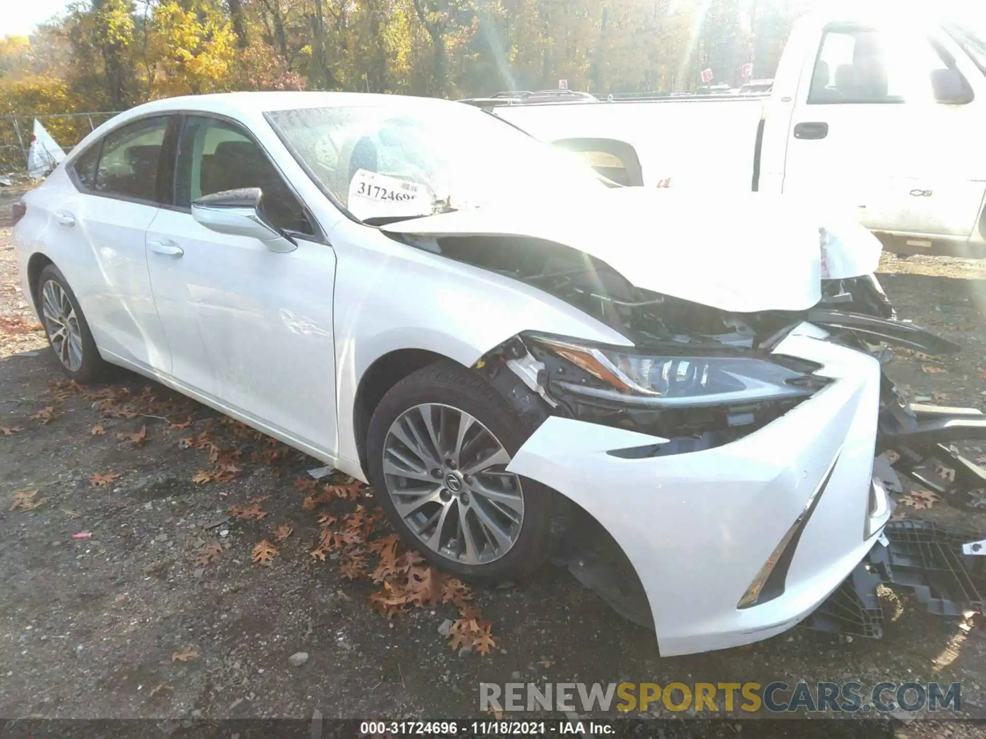 1 Photograph of a damaged car 58ABZ1B18KU007689 LEXUS ES 2019