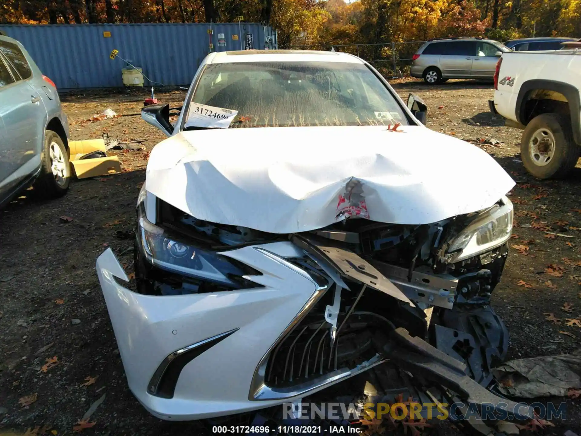 6 Photograph of a damaged car 58ABZ1B18KU007689 LEXUS ES 2019