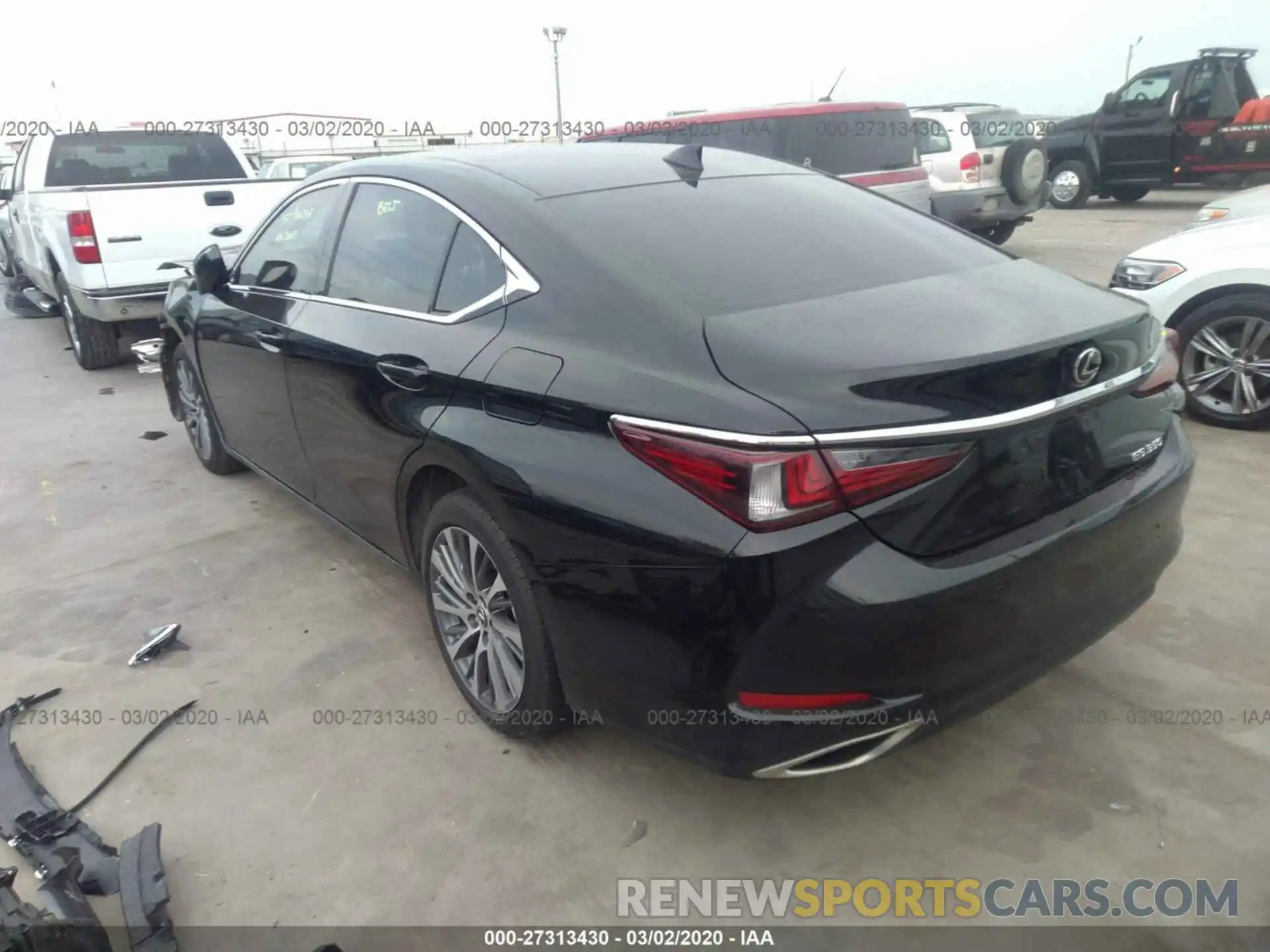 3 Photograph of a damaged car 58ABZ1B18KU011662 LEXUS ES 2019