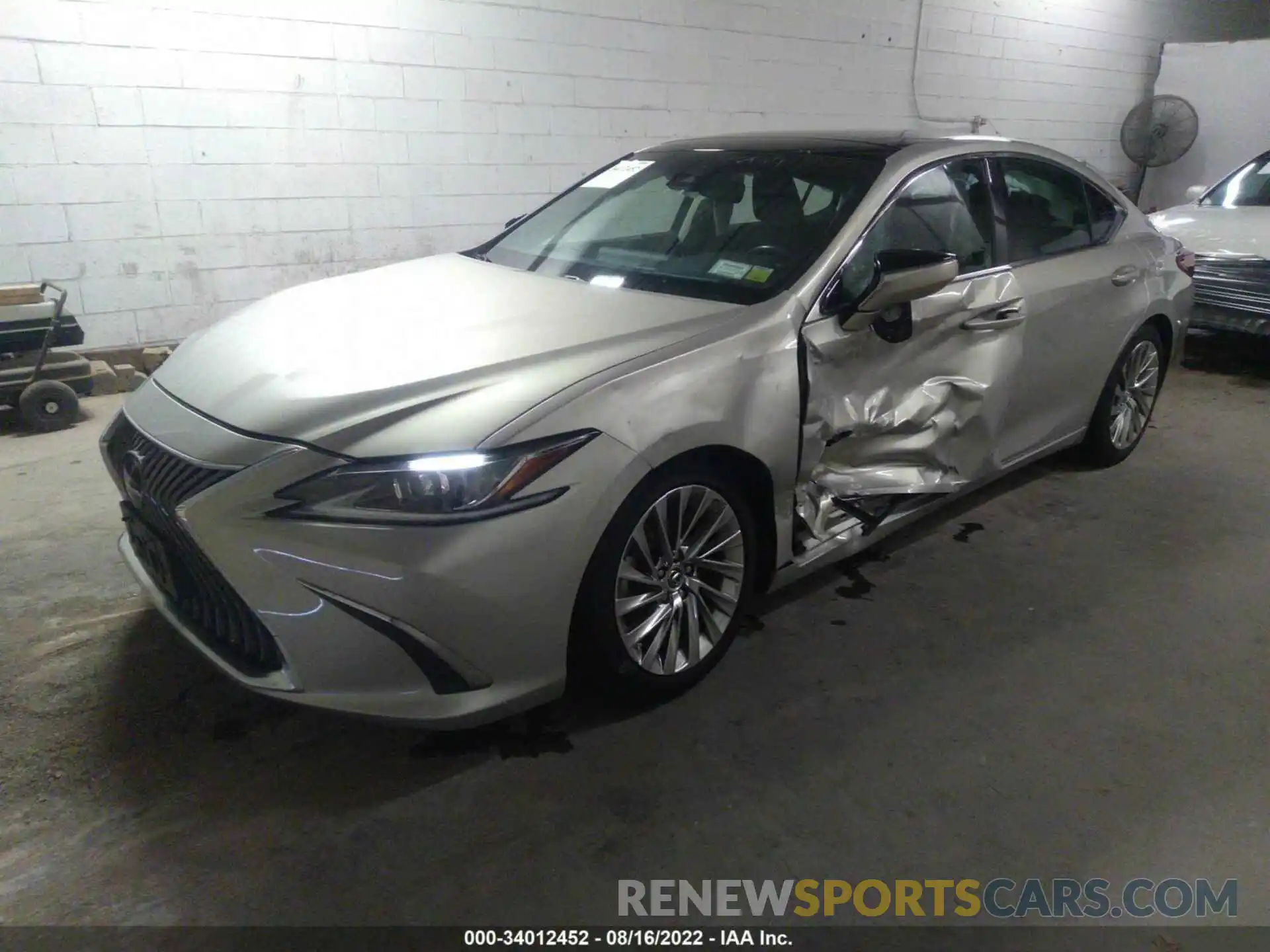 2 Photograph of a damaged car 58ABZ1B18KU011693 LEXUS ES 2019