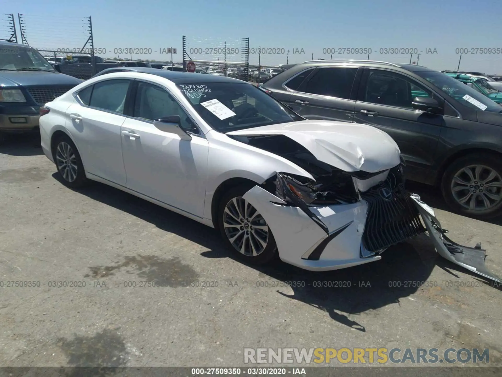 1 Photograph of a damaged car 58ABZ1B19KU016644 LEXUS ES 2019