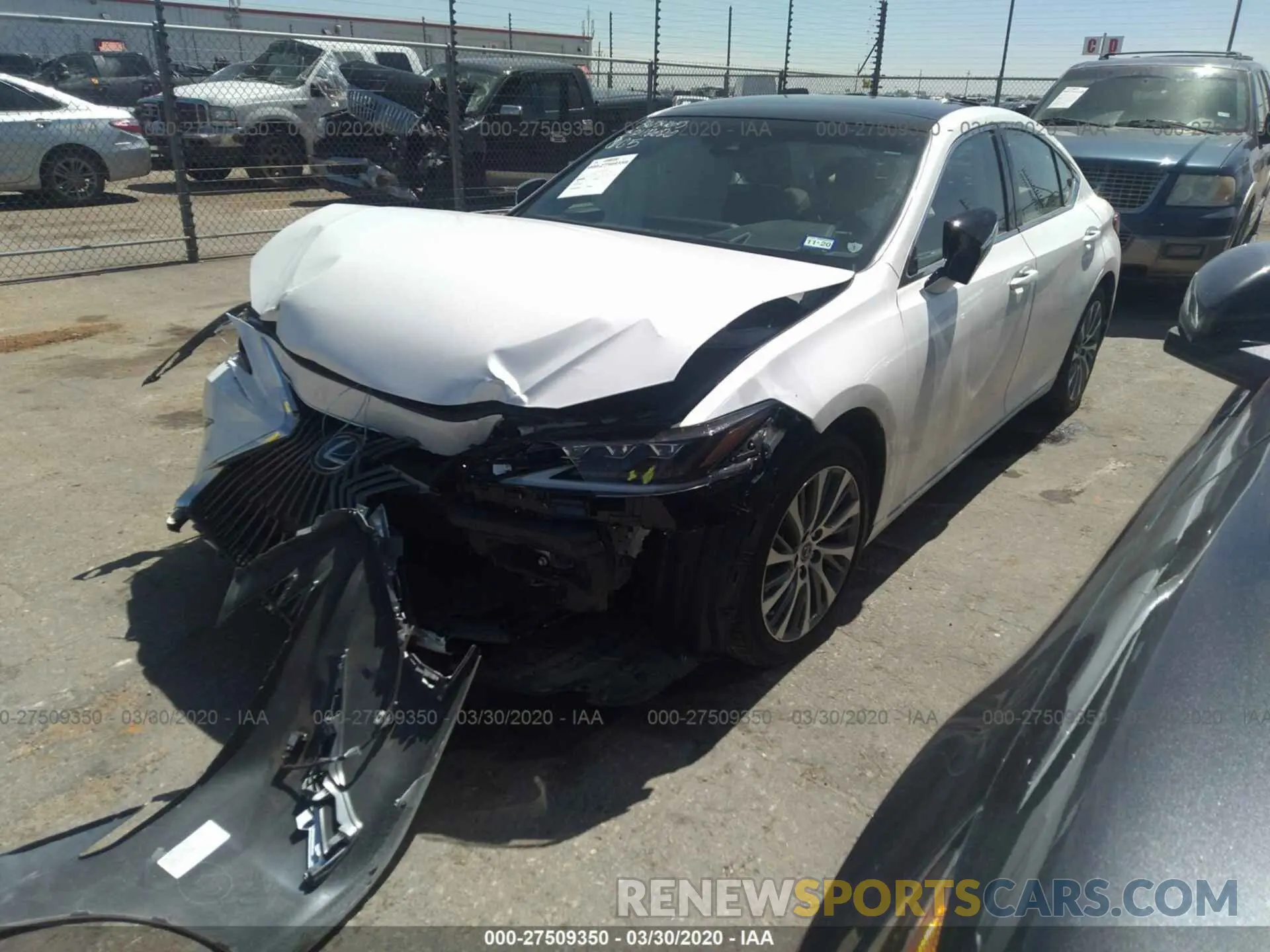 2 Photograph of a damaged car 58ABZ1B19KU016644 LEXUS ES 2019