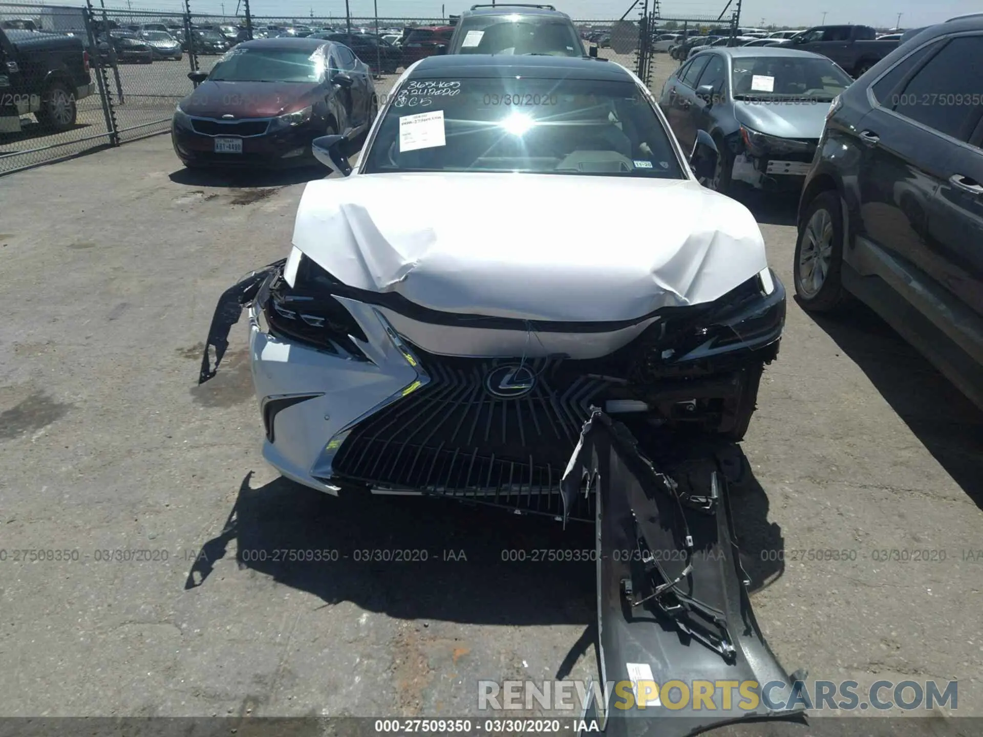 6 Photograph of a damaged car 58ABZ1B19KU016644 LEXUS ES 2019