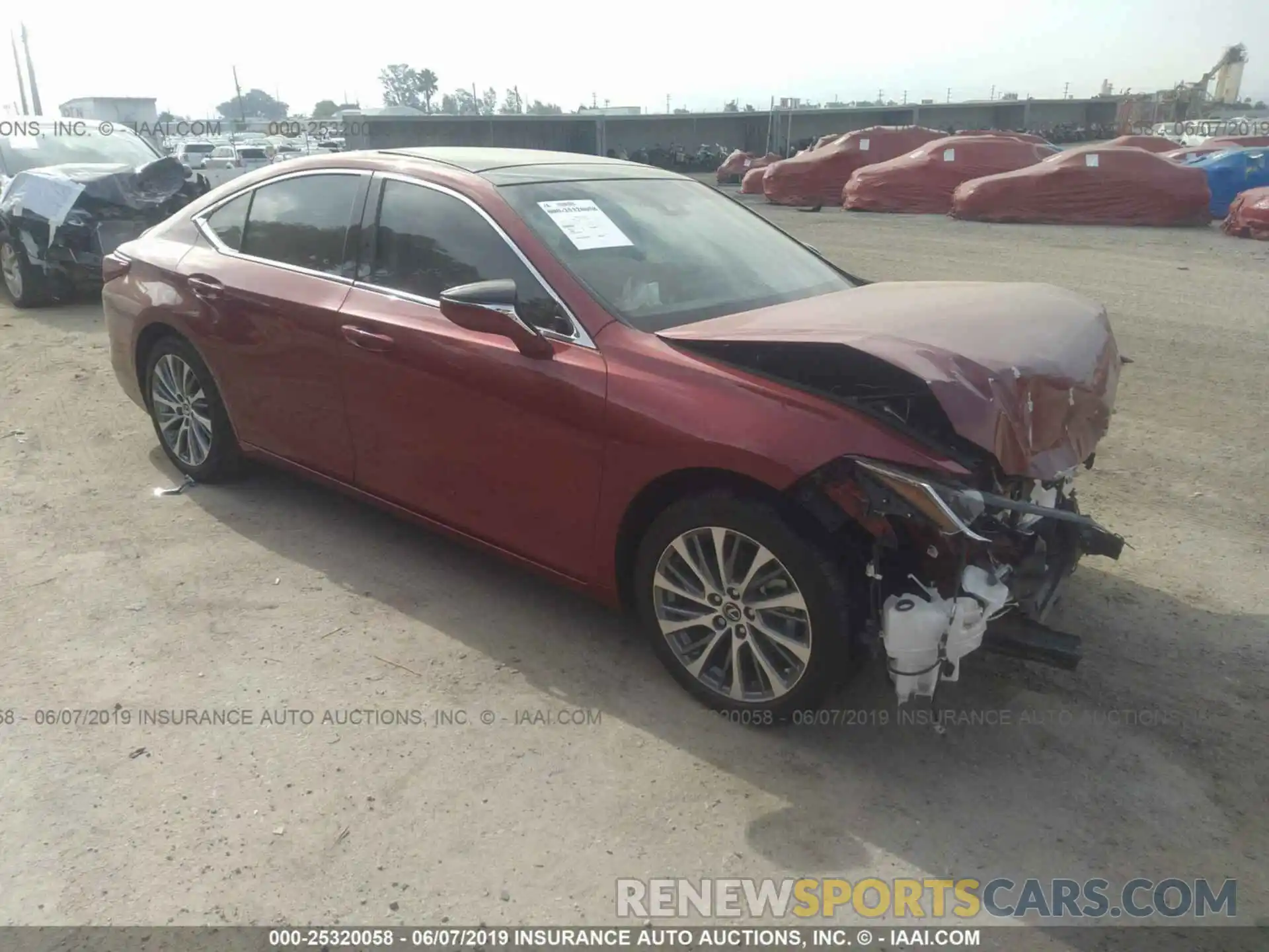 1 Photograph of a damaged car 58ABZ1B19KU021262 LEXUS ES 2019