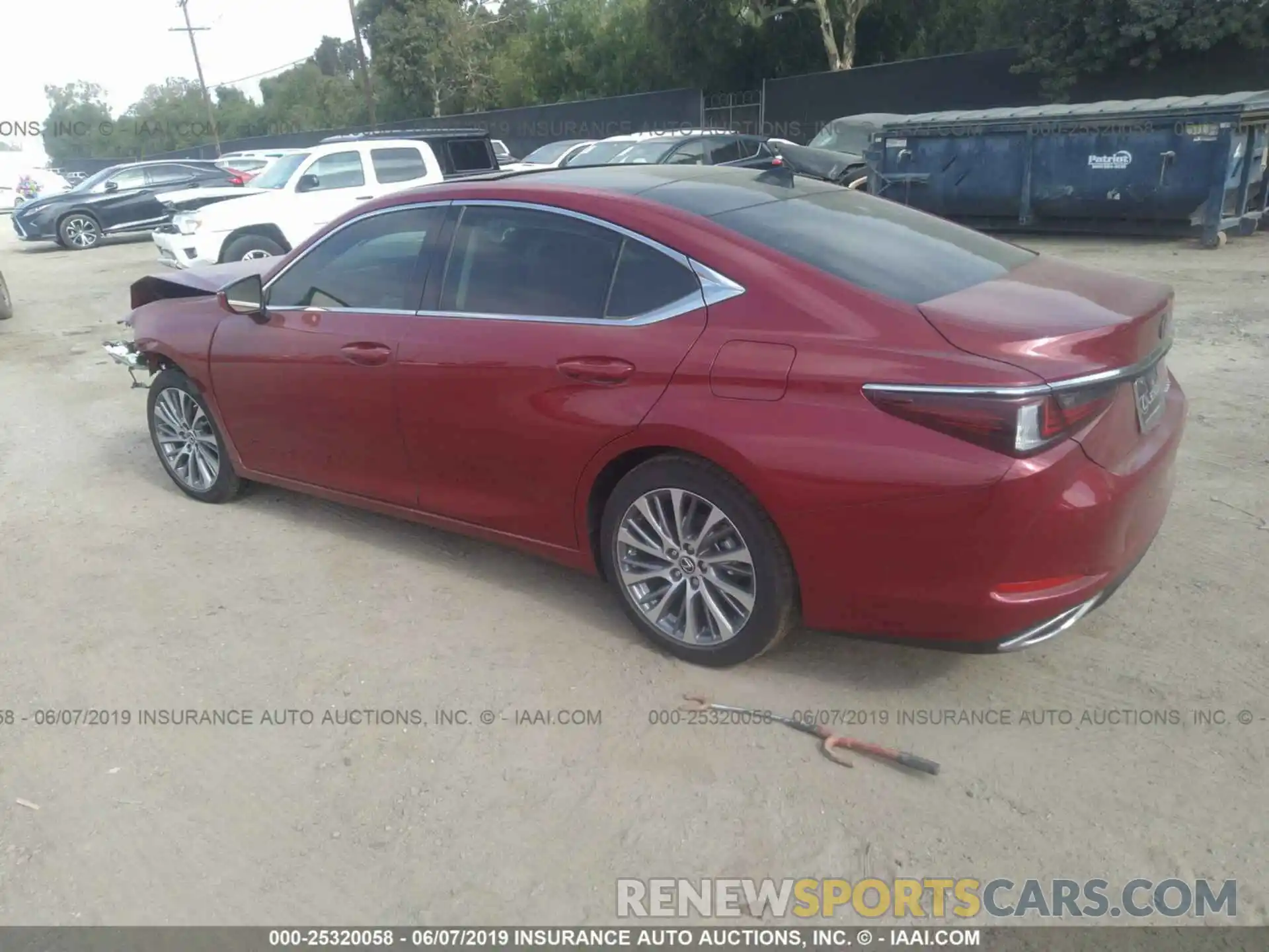 3 Photograph of a damaged car 58ABZ1B19KU021262 LEXUS ES 2019