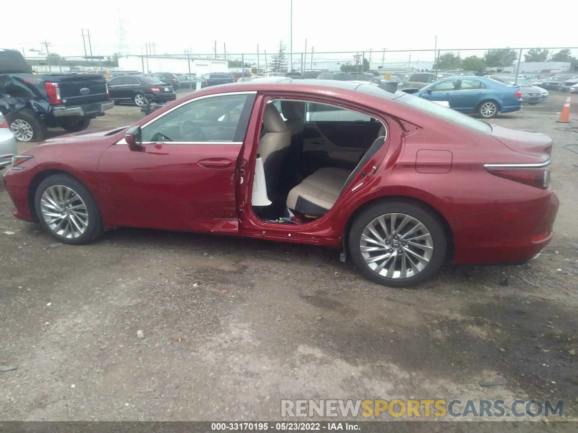 6 Photograph of a damaged car 58ABZ1B19KU023934 LEXUS ES 2019