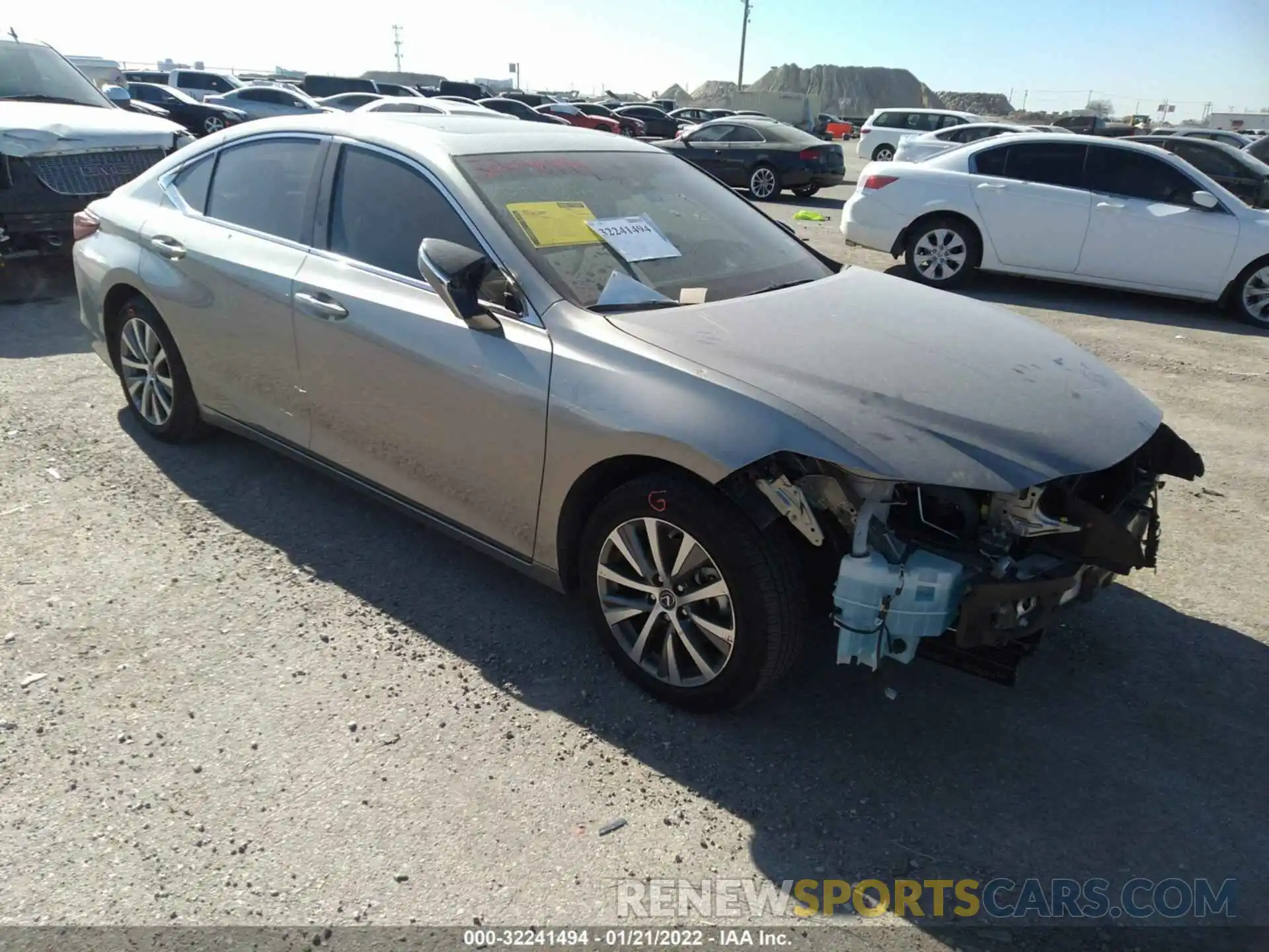 1 Photograph of a damaged car 58ABZ1B19KU049613 LEXUS ES 2019