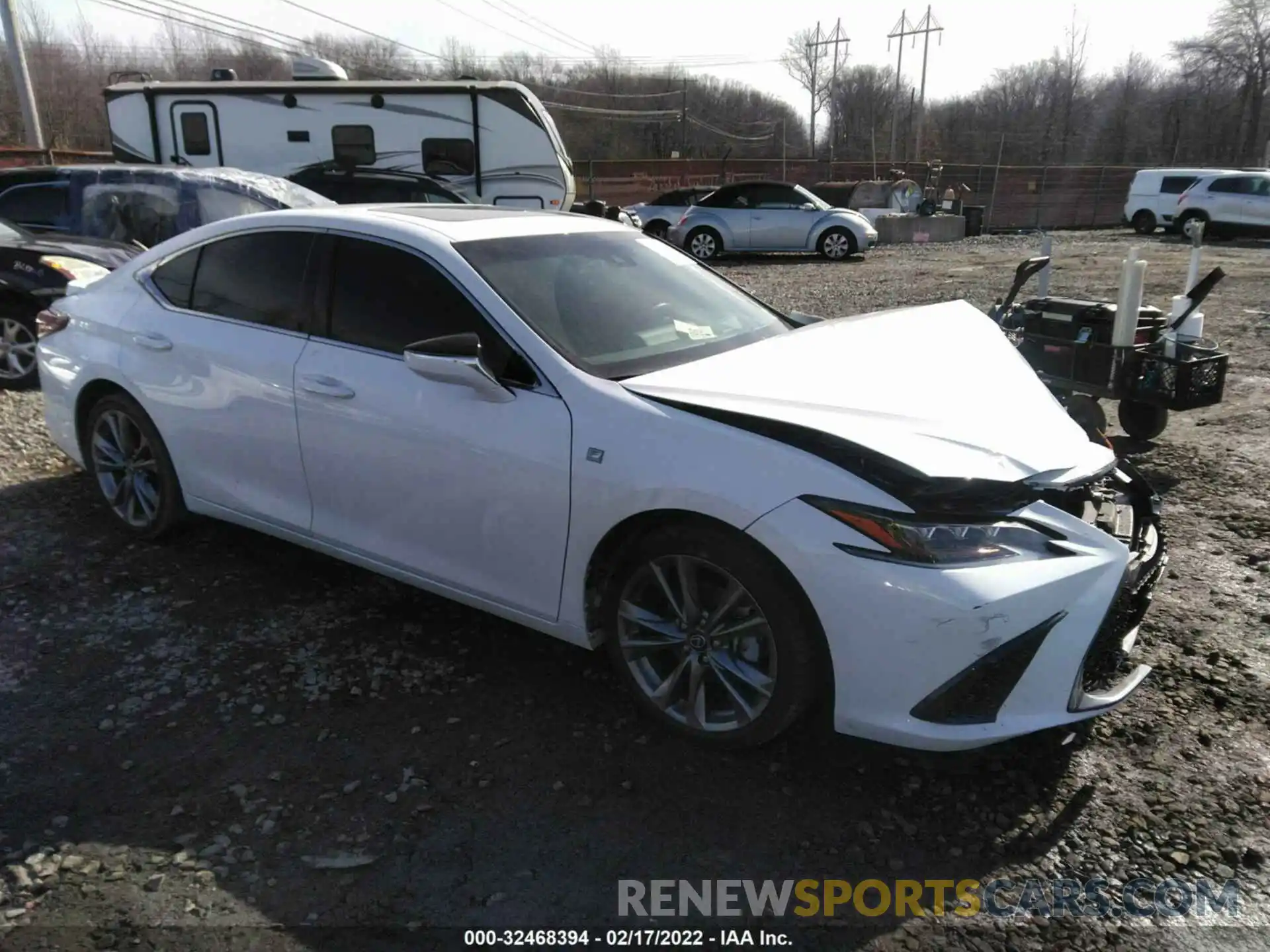 1 Photograph of a damaged car 58ABZ1B1XKU002042 LEXUS ES 2019