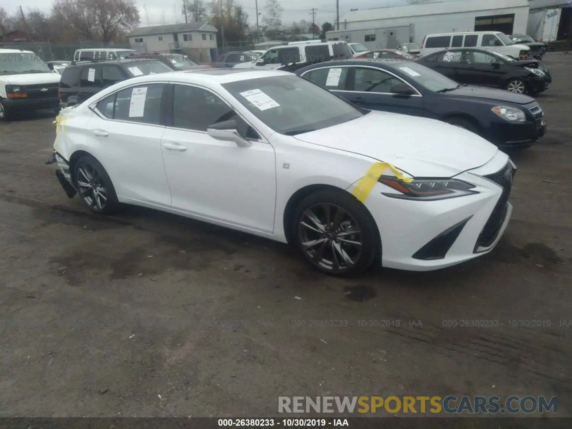 1 Photograph of a damaged car 58ABZ1B1XKU011484 LEXUS ES 2019