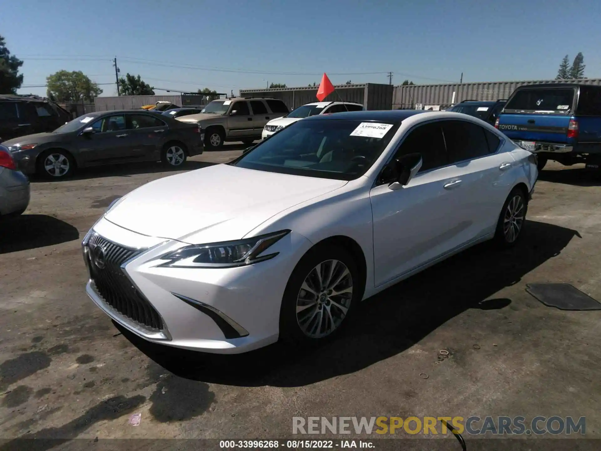 2 Photograph of a damaged car 58ABZ1B1XKU040743 LEXUS ES 2019