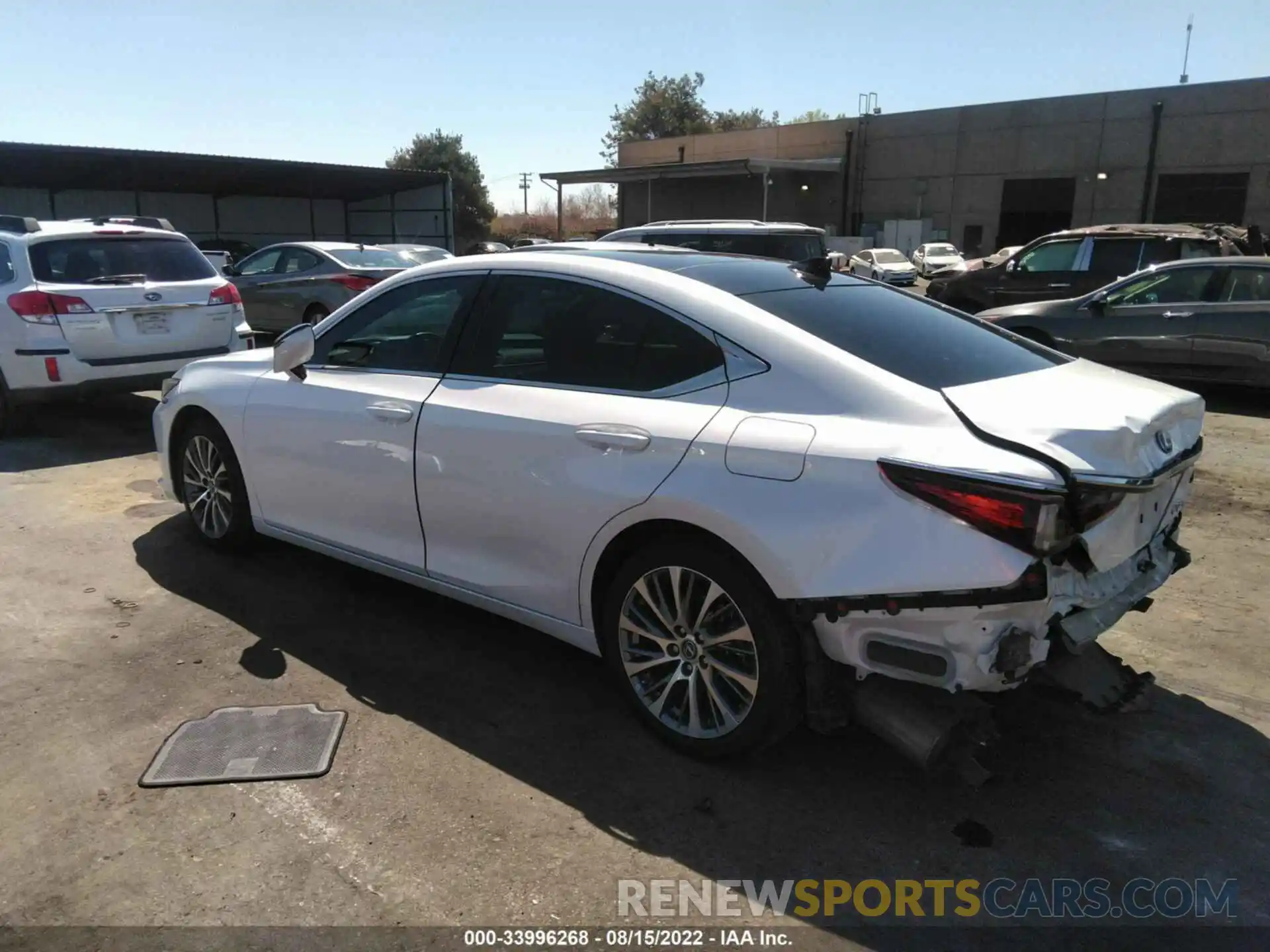 3 Photograph of a damaged car 58ABZ1B1XKU040743 LEXUS ES 2019