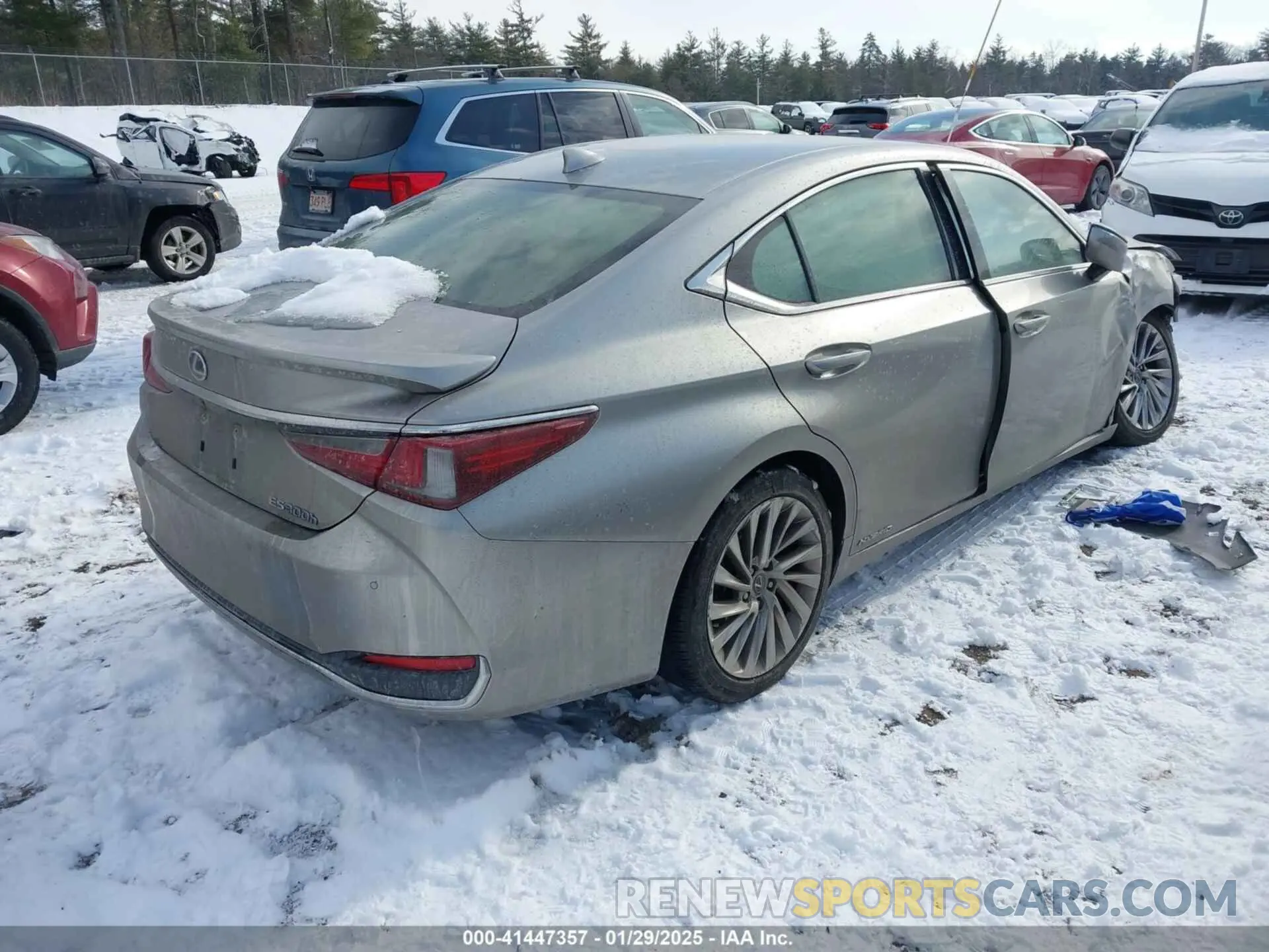 4 Photograph of a damaged car JTHB21B14K2006405 LEXUS ES 2019