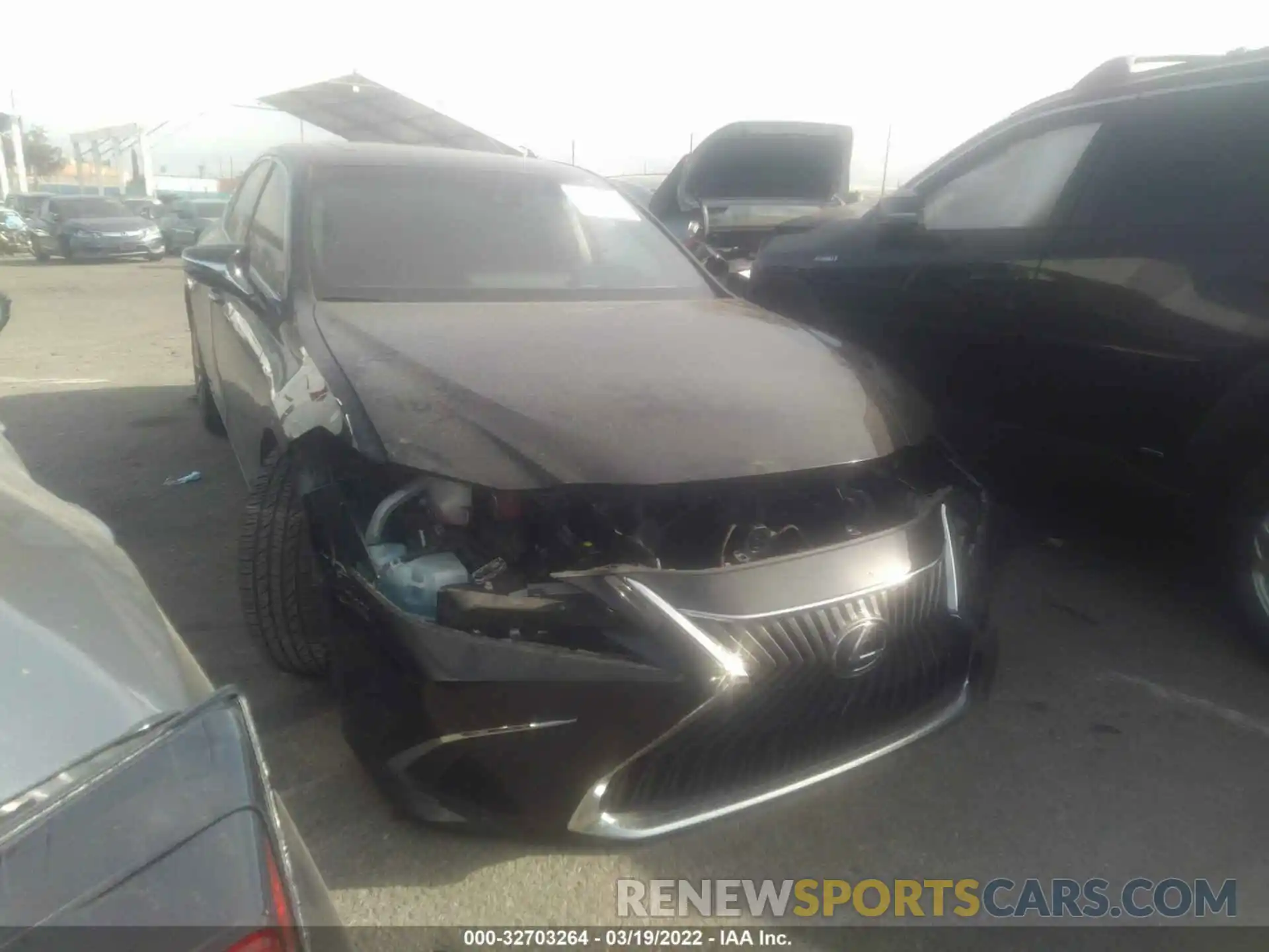 1 Photograph of a damaged car JTHB21B15K2023083 LEXUS ES 2019