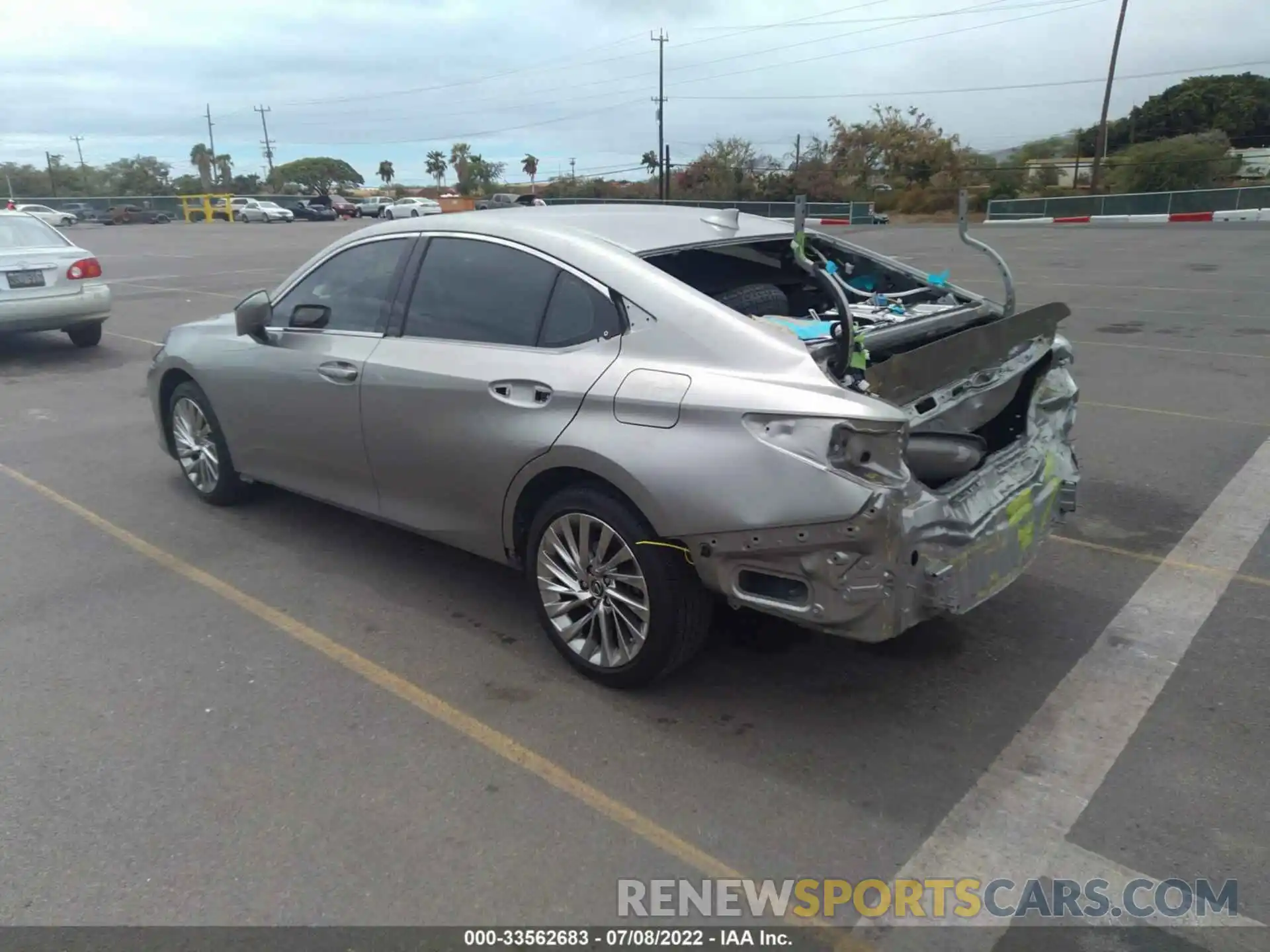 3 Photograph of a damaged car JTHB21B16K2022914 LEXUS ES 2019