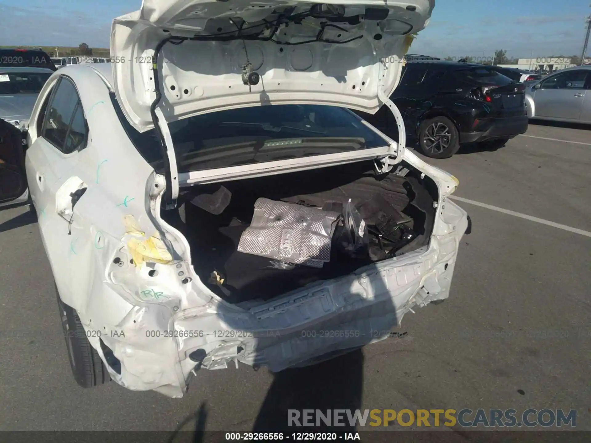 6 Photograph of a damaged car 58ACZ1B14LU053638 LEXUS ES 2020