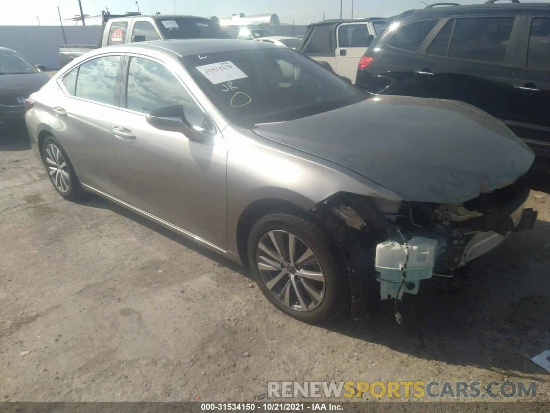 1 Photograph of a damaged car 58ACZ1B16LU067153 LEXUS ES 2020