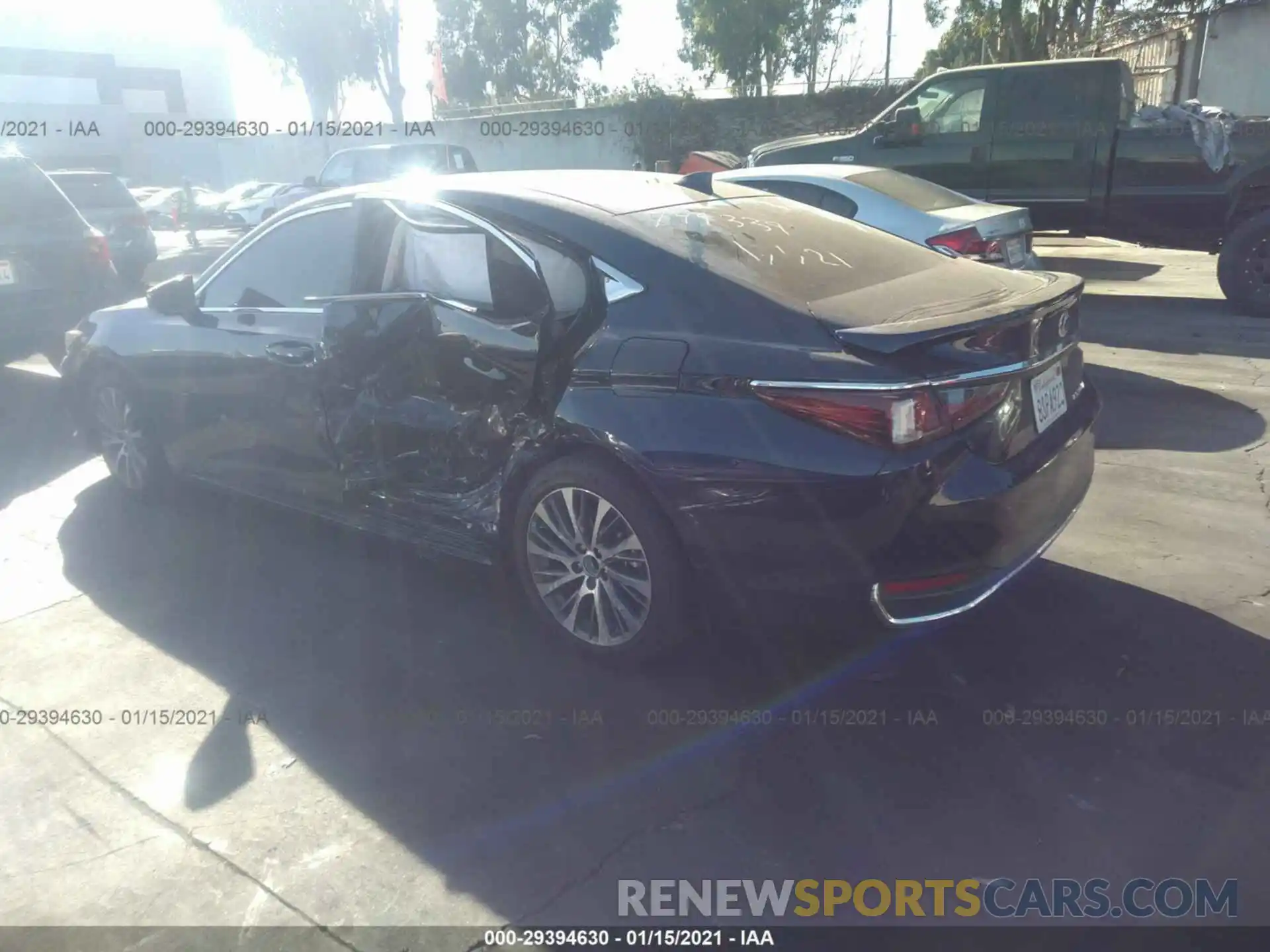 3 Photograph of a damaged car 58AD21B18LU012406 LEXUS ES 2020