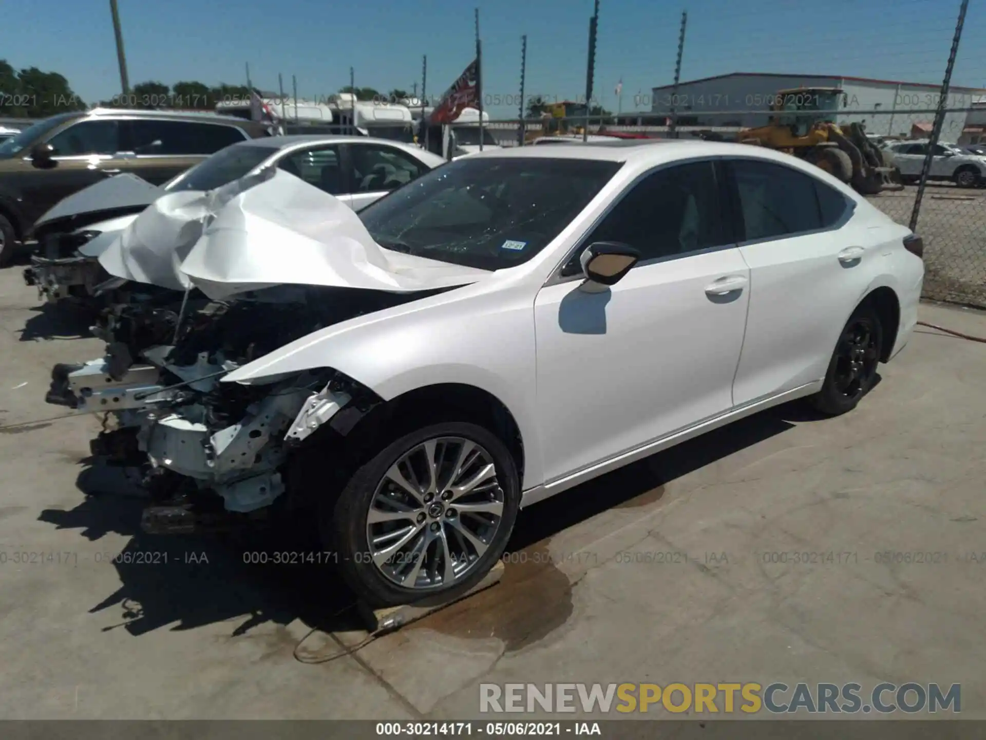 2 Photograph of a damaged car 58ADZ1B11LU059434 LEXUS ES 2020