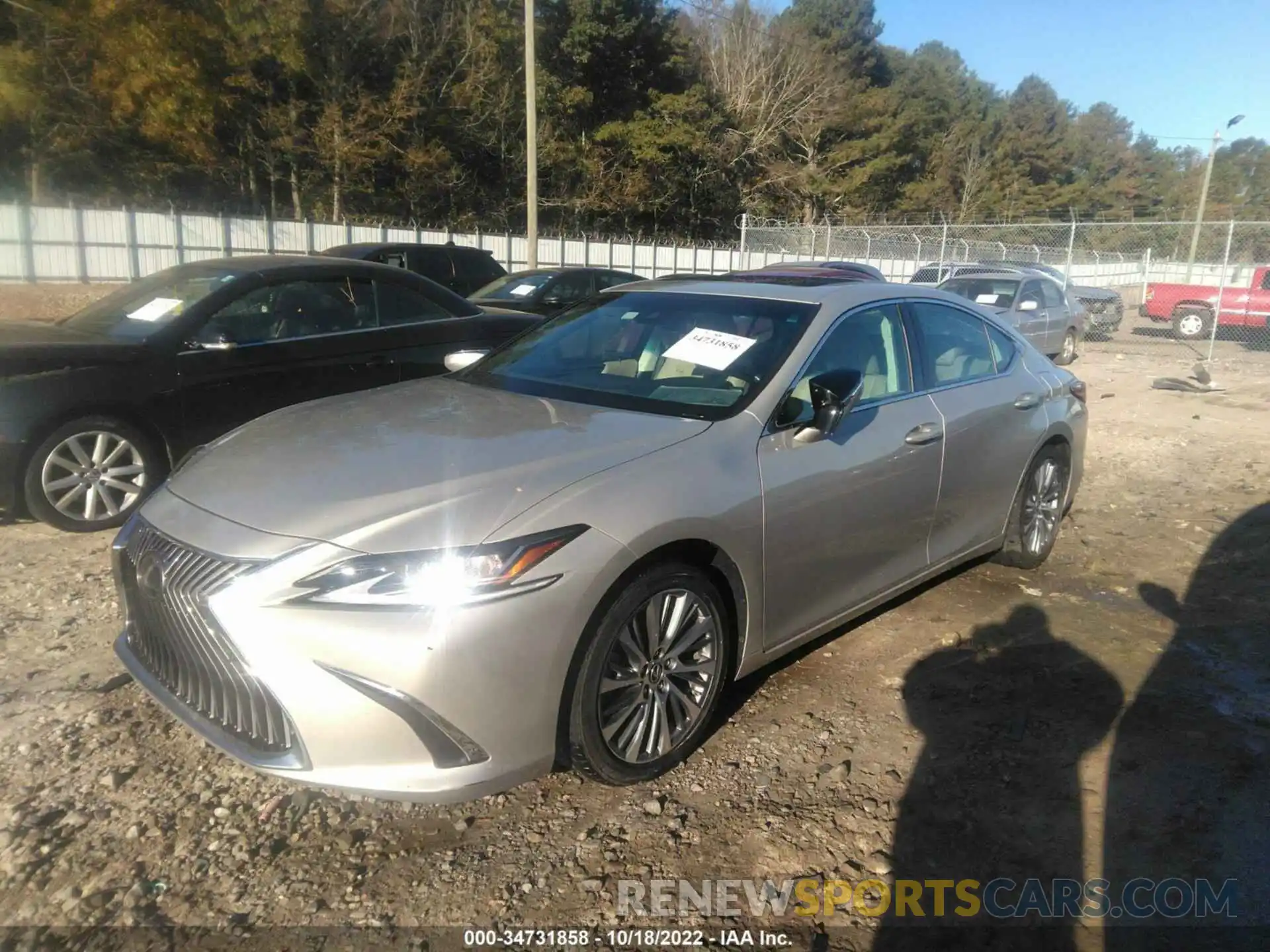 2 Photograph of a damaged car 58ADZ1B12LU078199 LEXUS ES 2020