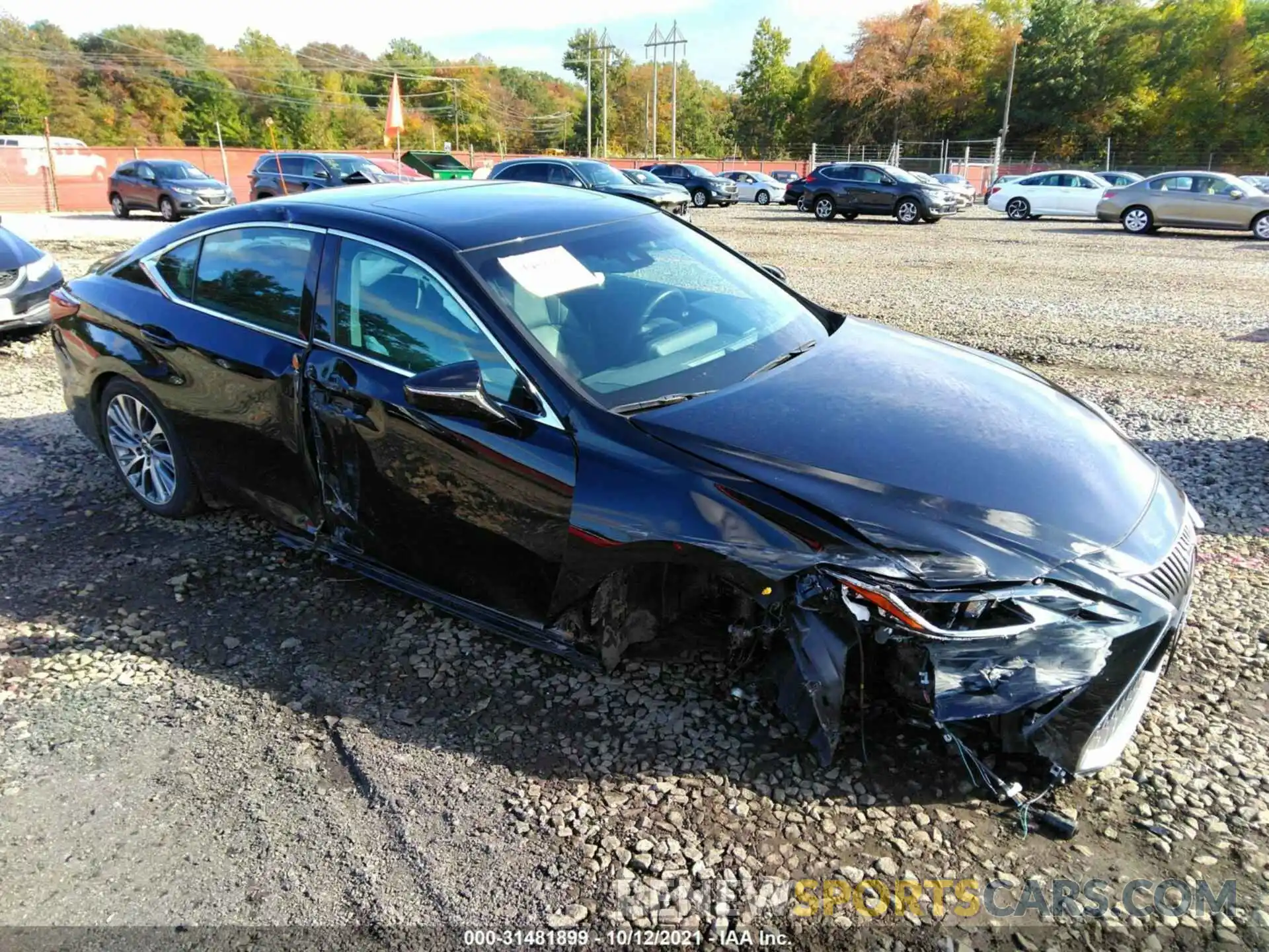 1 Photograph of a damaged car 58ADZ1B13LU058432 LEXUS ES 2020