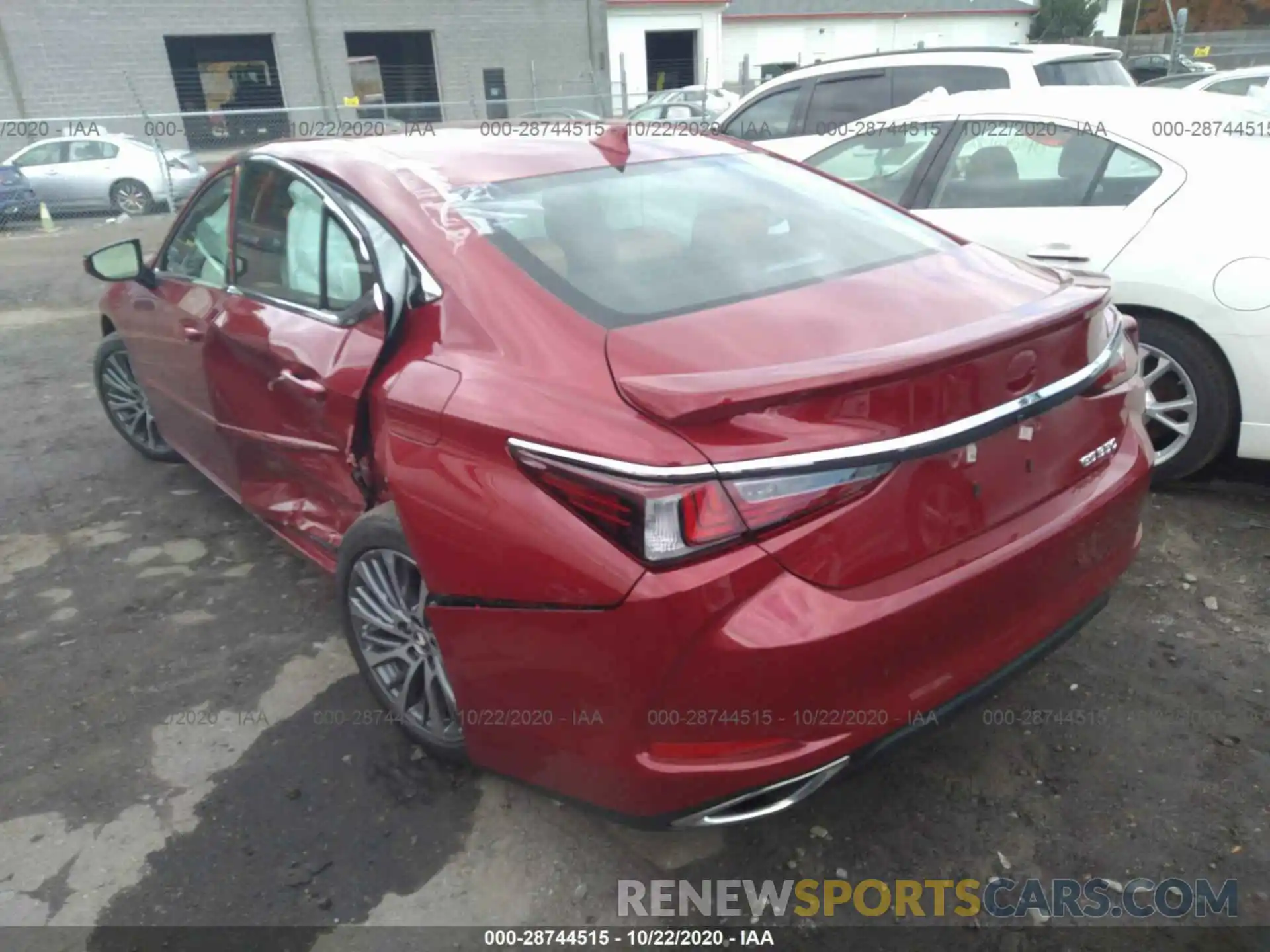 3 Photograph of a damaged car 58ADZ1B13LU058978 LEXUS ES 2020