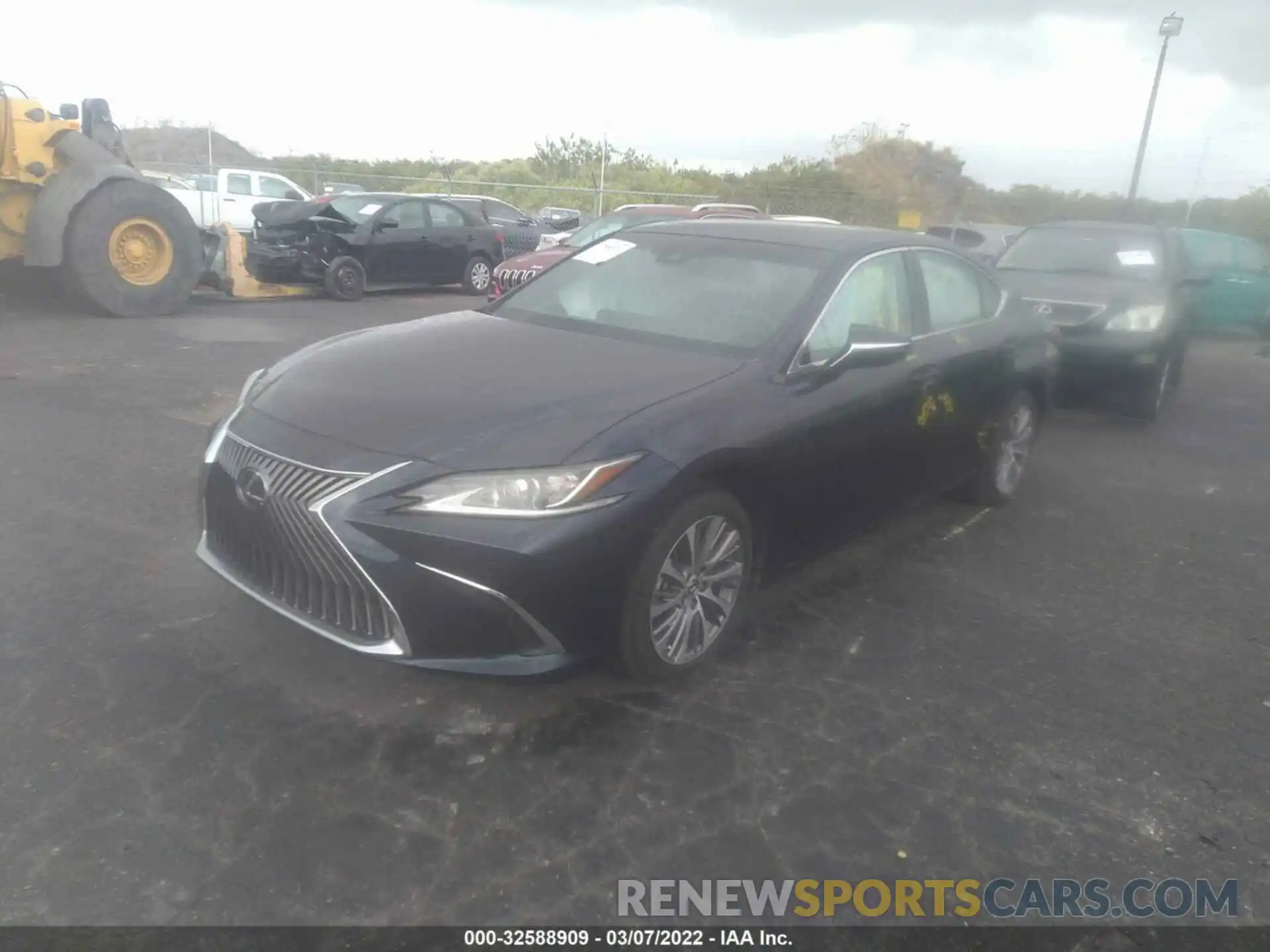 2 Photograph of a damaged car 58ADZ1B13LU071648 LEXUS ES 2020