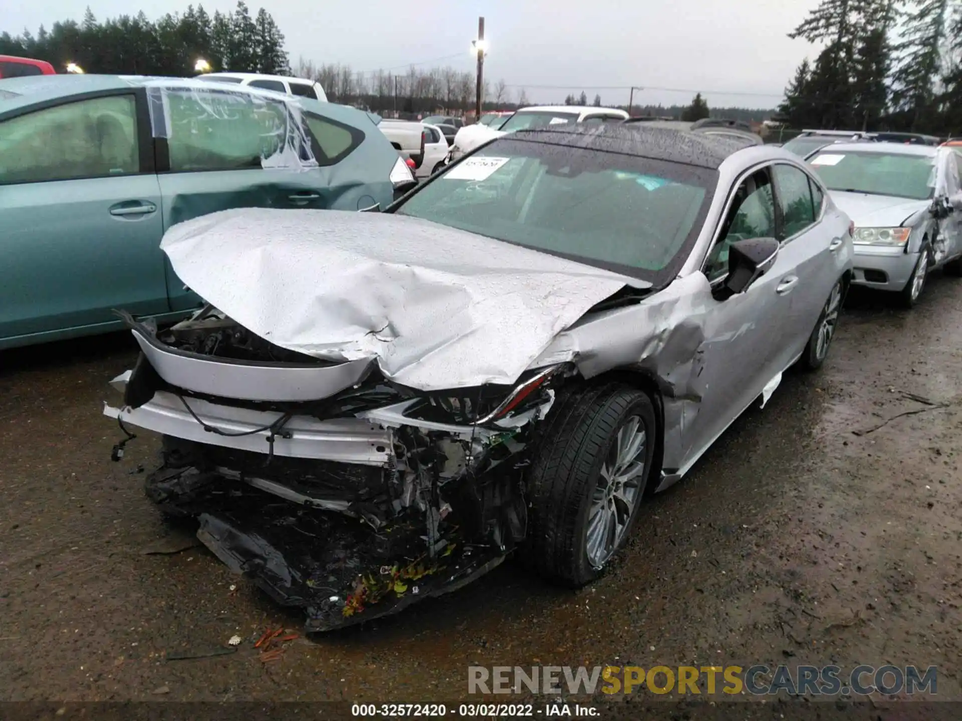 2 Photograph of a damaged car 58ADZ1B14LU052199 LEXUS ES 2020