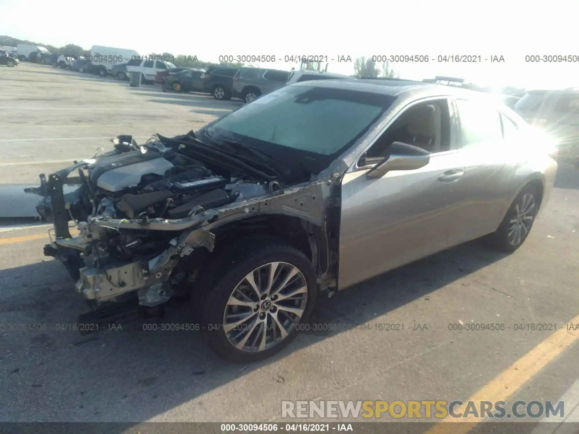 2 Photograph of a damaged car 58ADZ1B14LU056401 LEXUS ES 2020