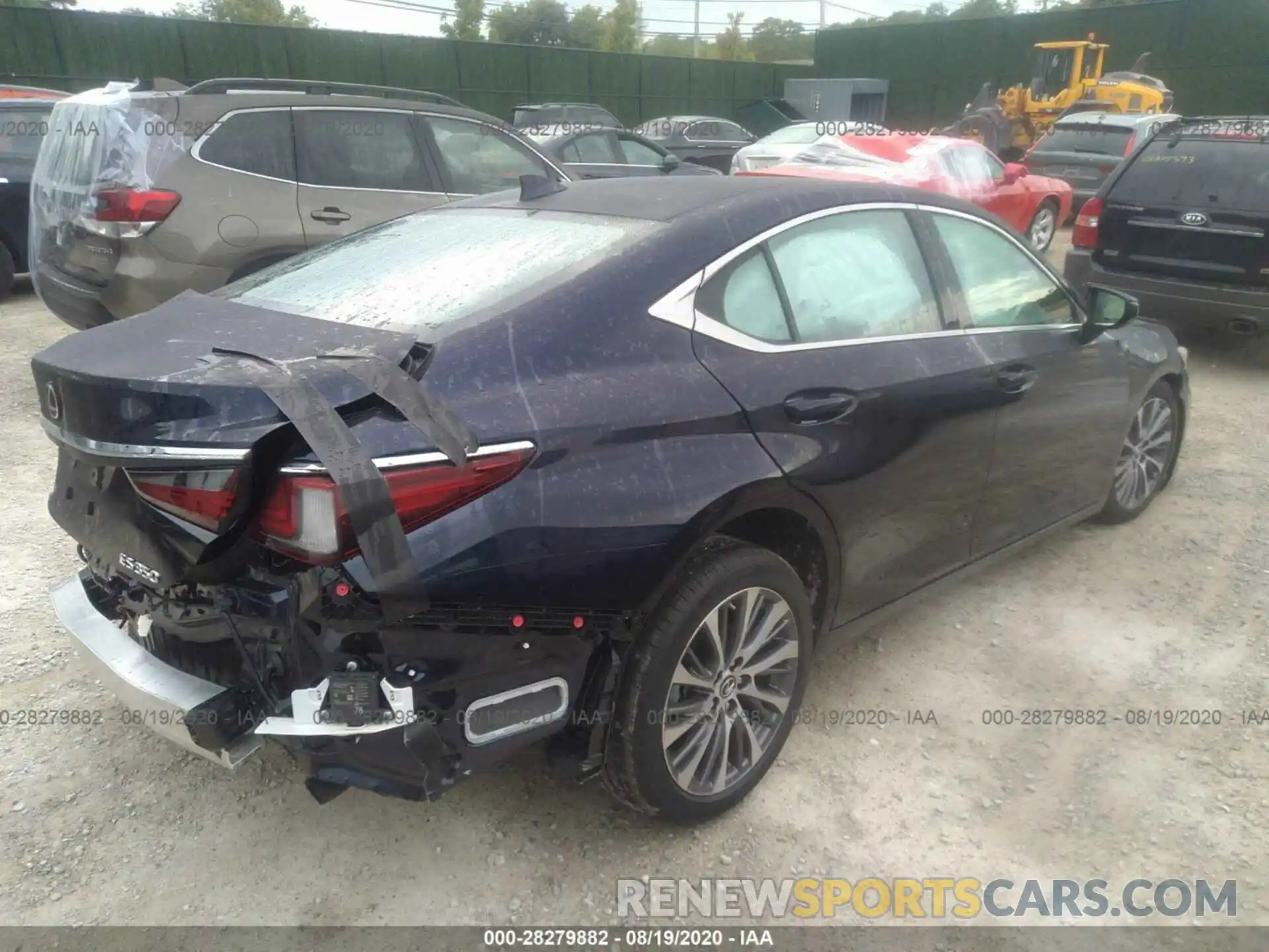 4 Photograph of a damaged car 58ADZ1B14LU065325 LEXUS ES 2020