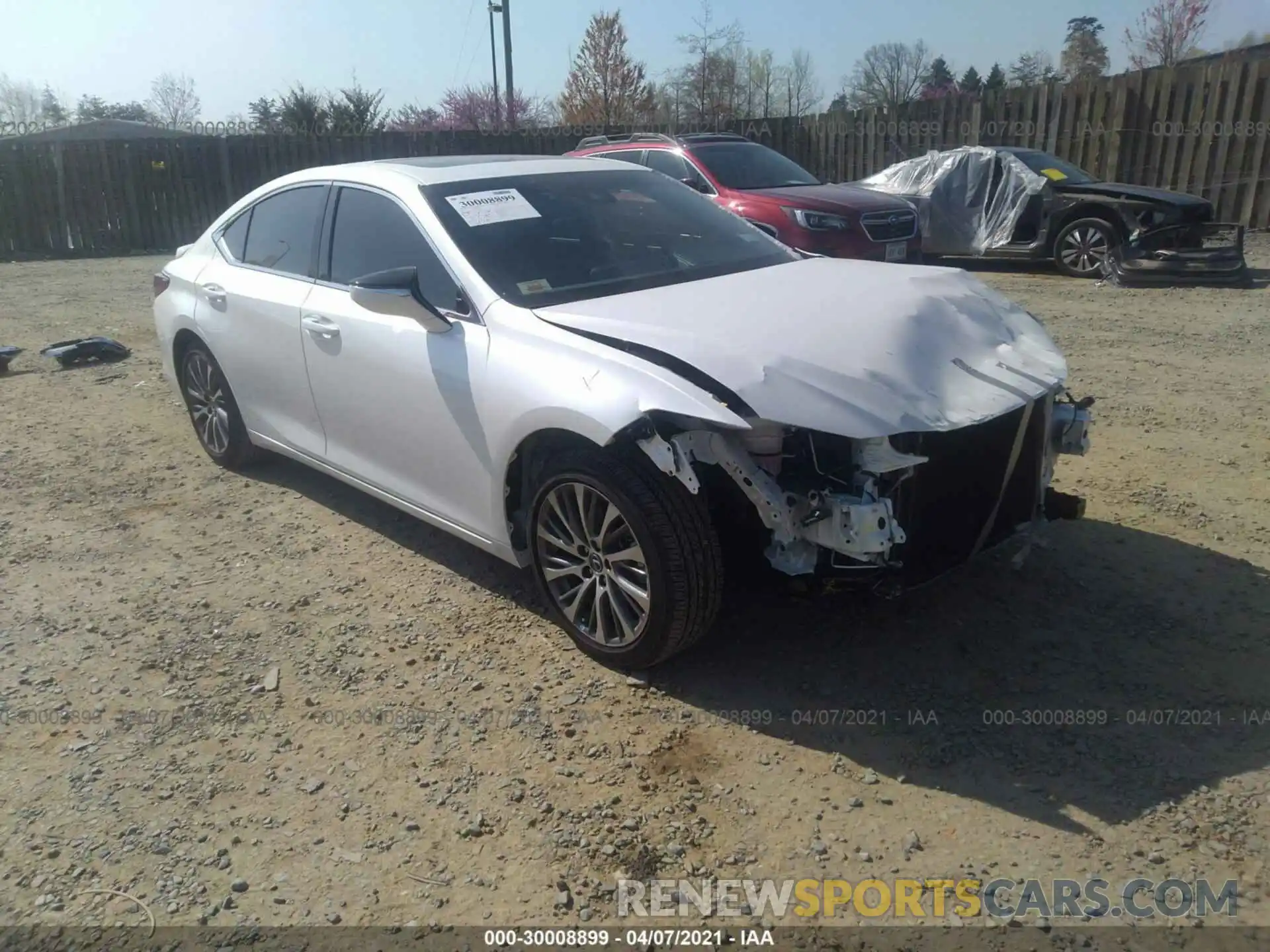 1 Photograph of a damaged car 58ADZ1B15LU064085 LEXUS ES 2020