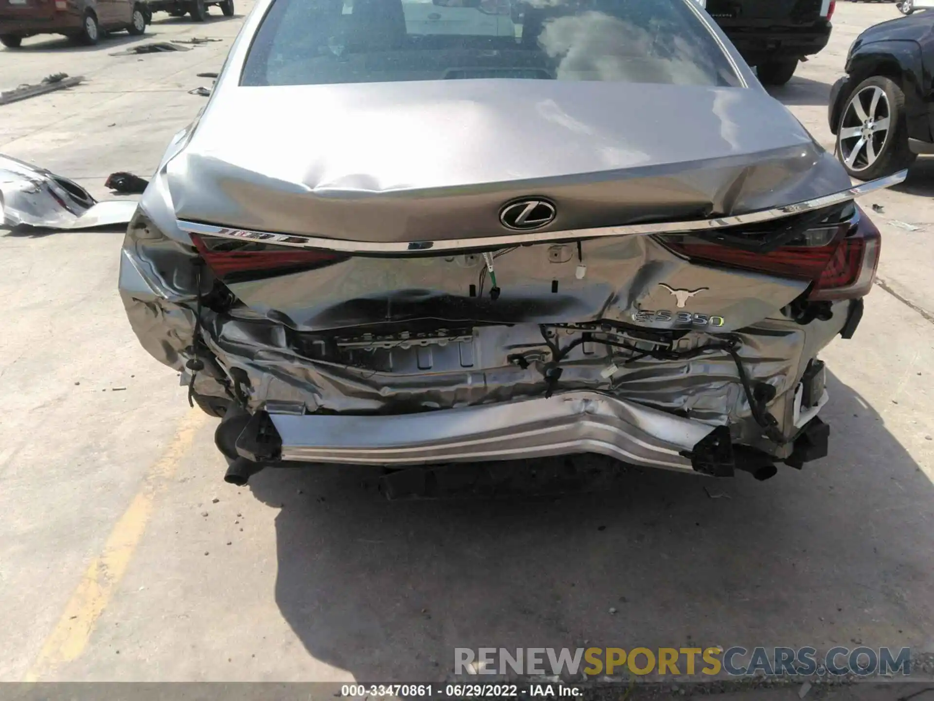 6 Photograph of a damaged car 58ADZ1B16LU060949 LEXUS ES 2020