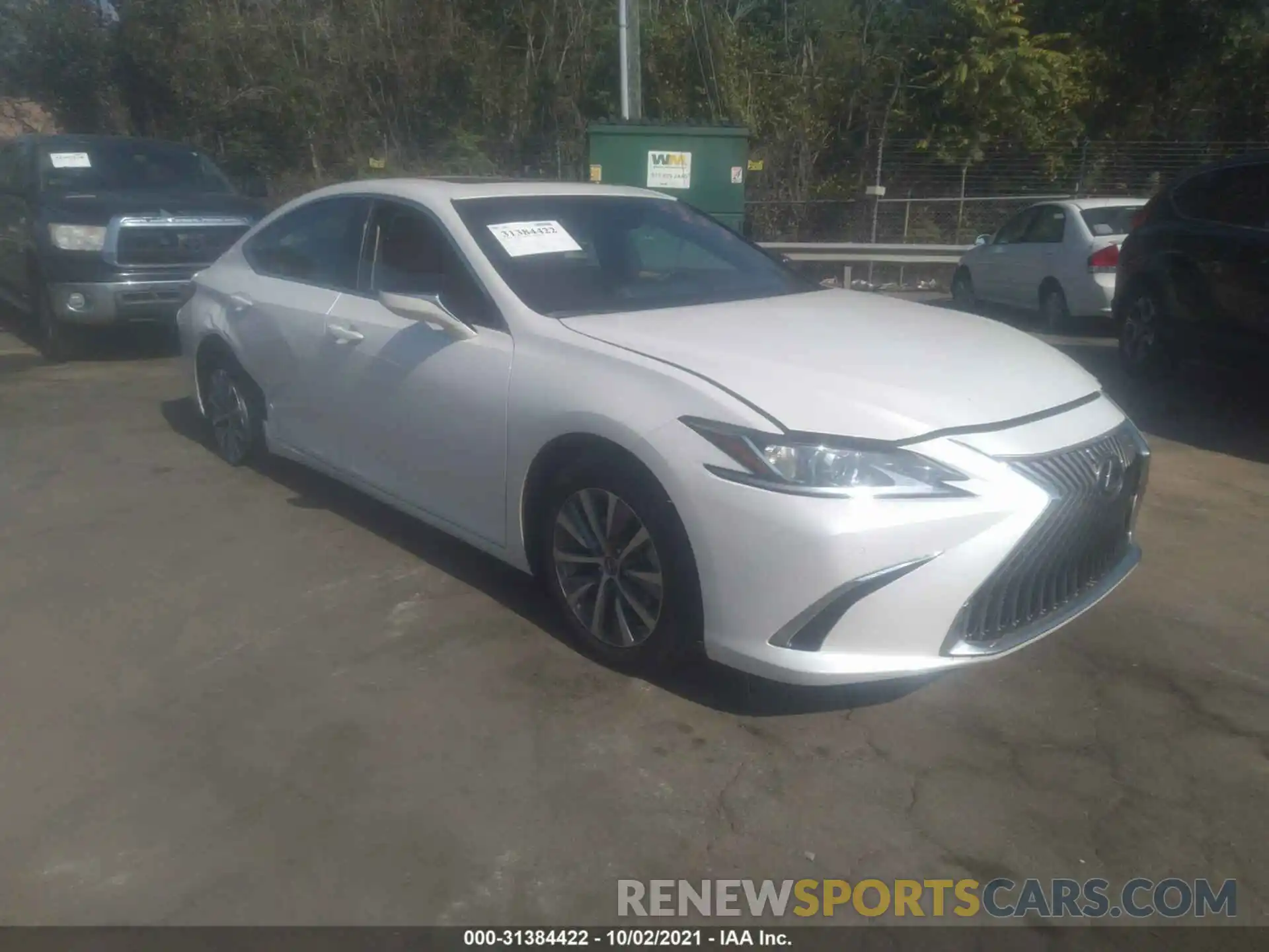 1 Photograph of a damaged car 58ADZ1B19LU055485 LEXUS ES 2020