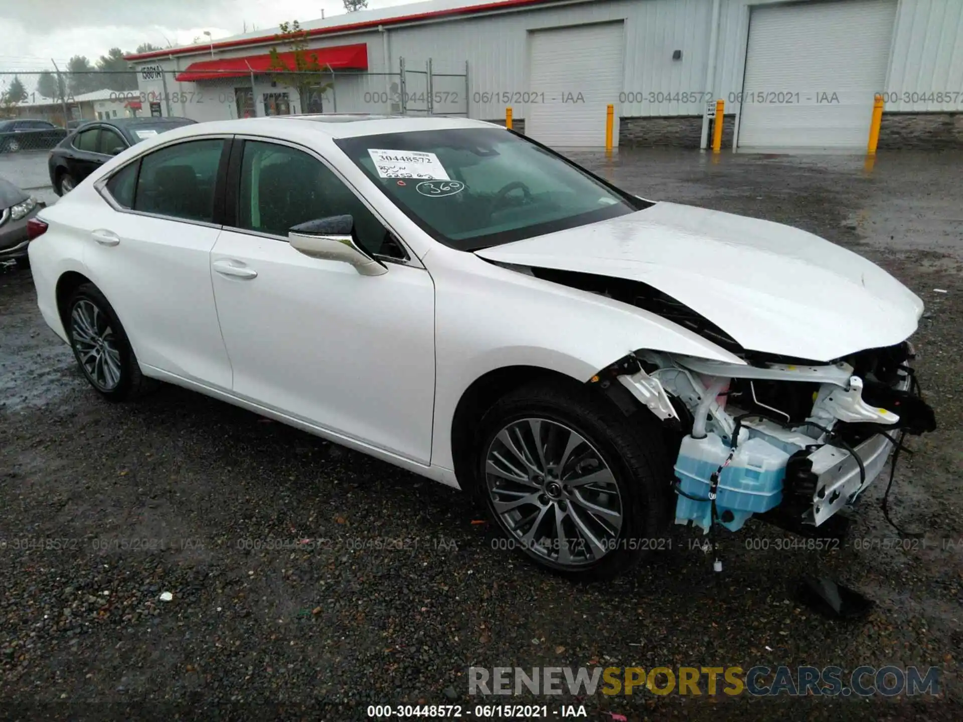 1 Photograph of a damaged car 58ADZ1B19LU063893 LEXUS ES 2020